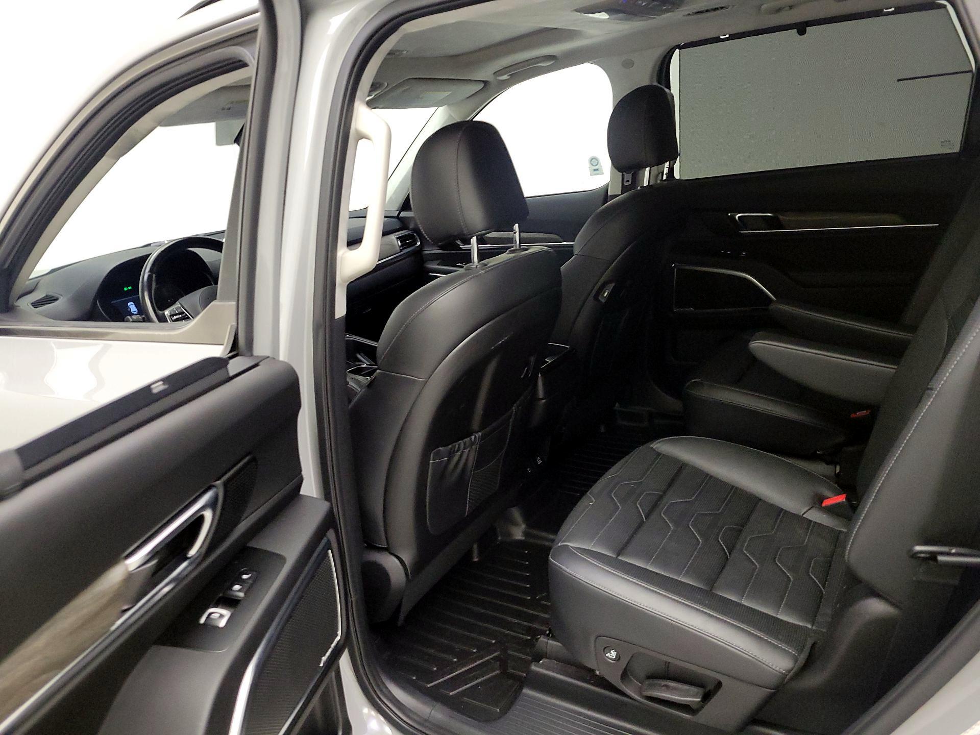 Thumbnail: 2021 Kia Telluride - 17