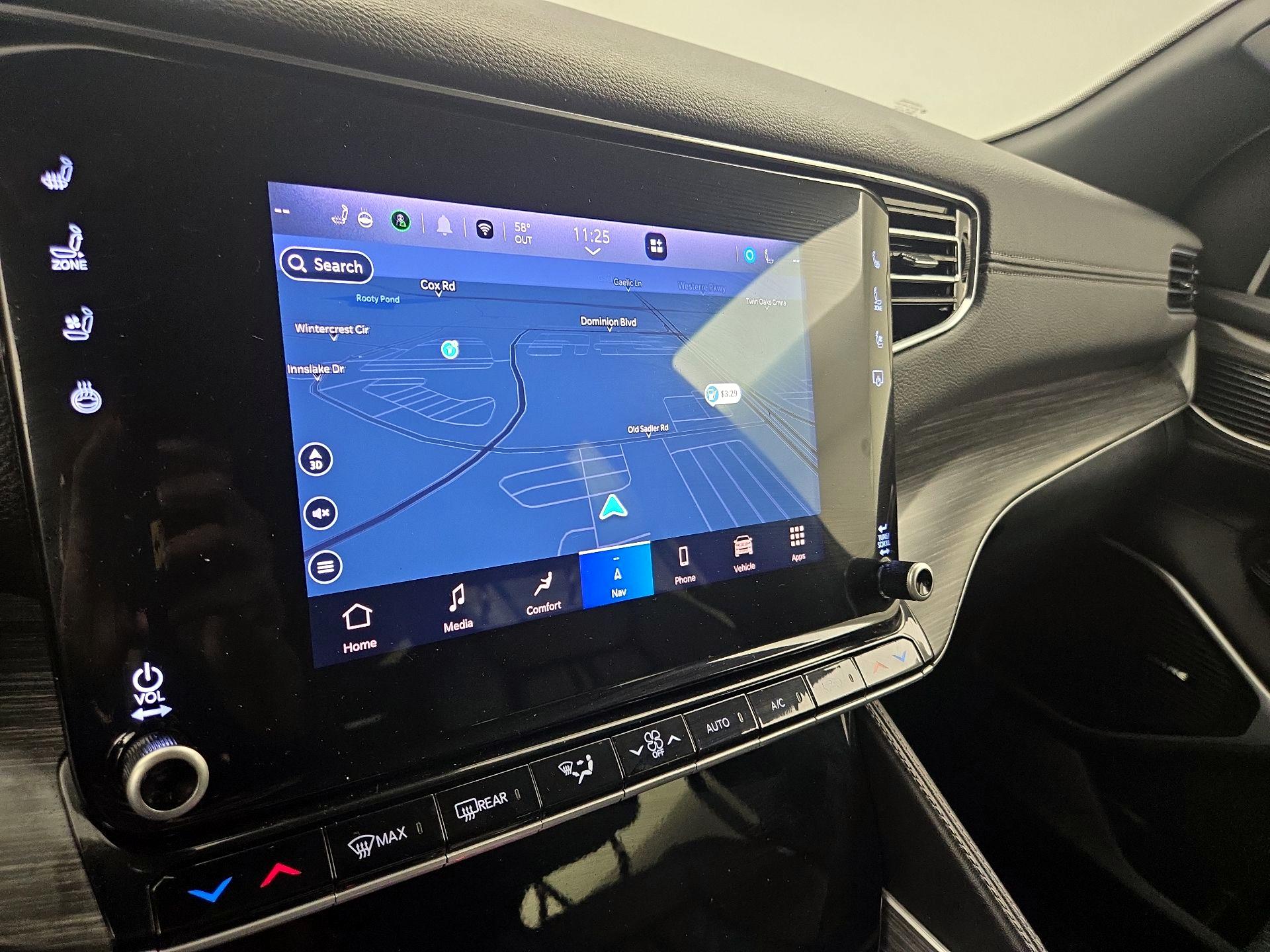 Thumbnail: 2024 Jeep Wagoneer - 14