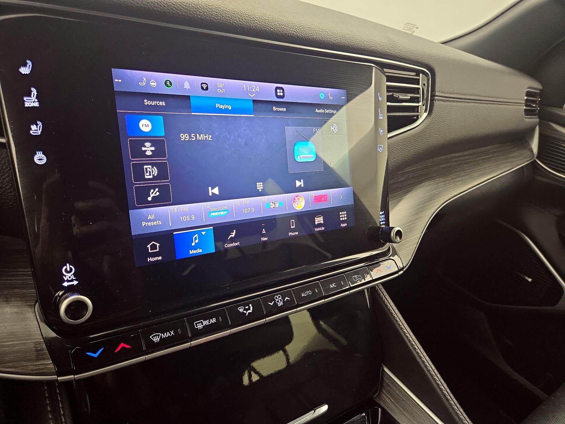 Thumbnail: 2024 Jeep Wagoneer - 16