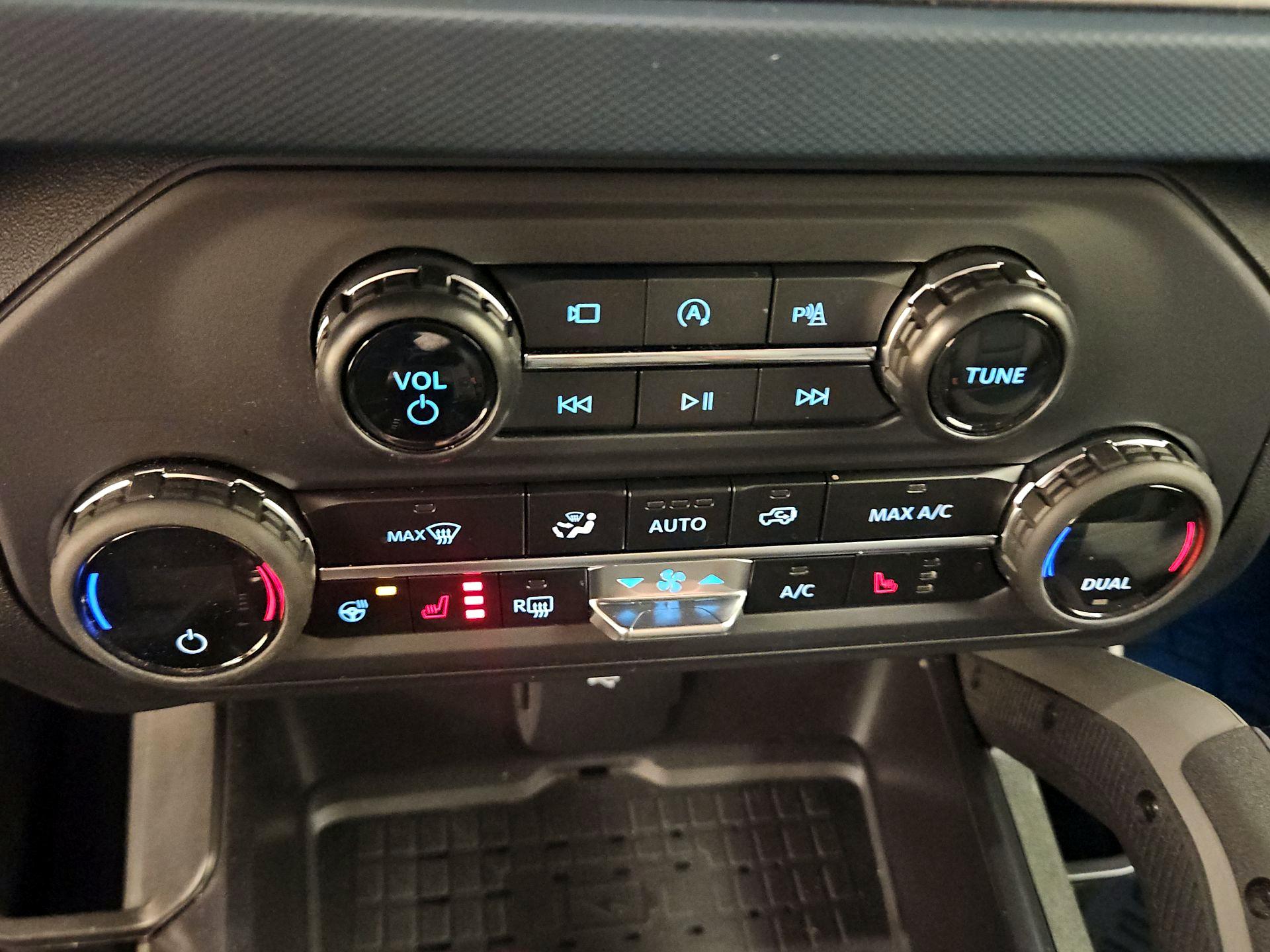 Thumbnail: 2024 Ford Bronco - 17