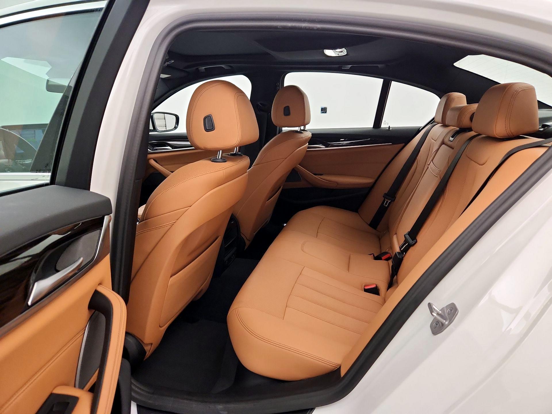 Thumbnail: 2023 BMW 5 Series - 19