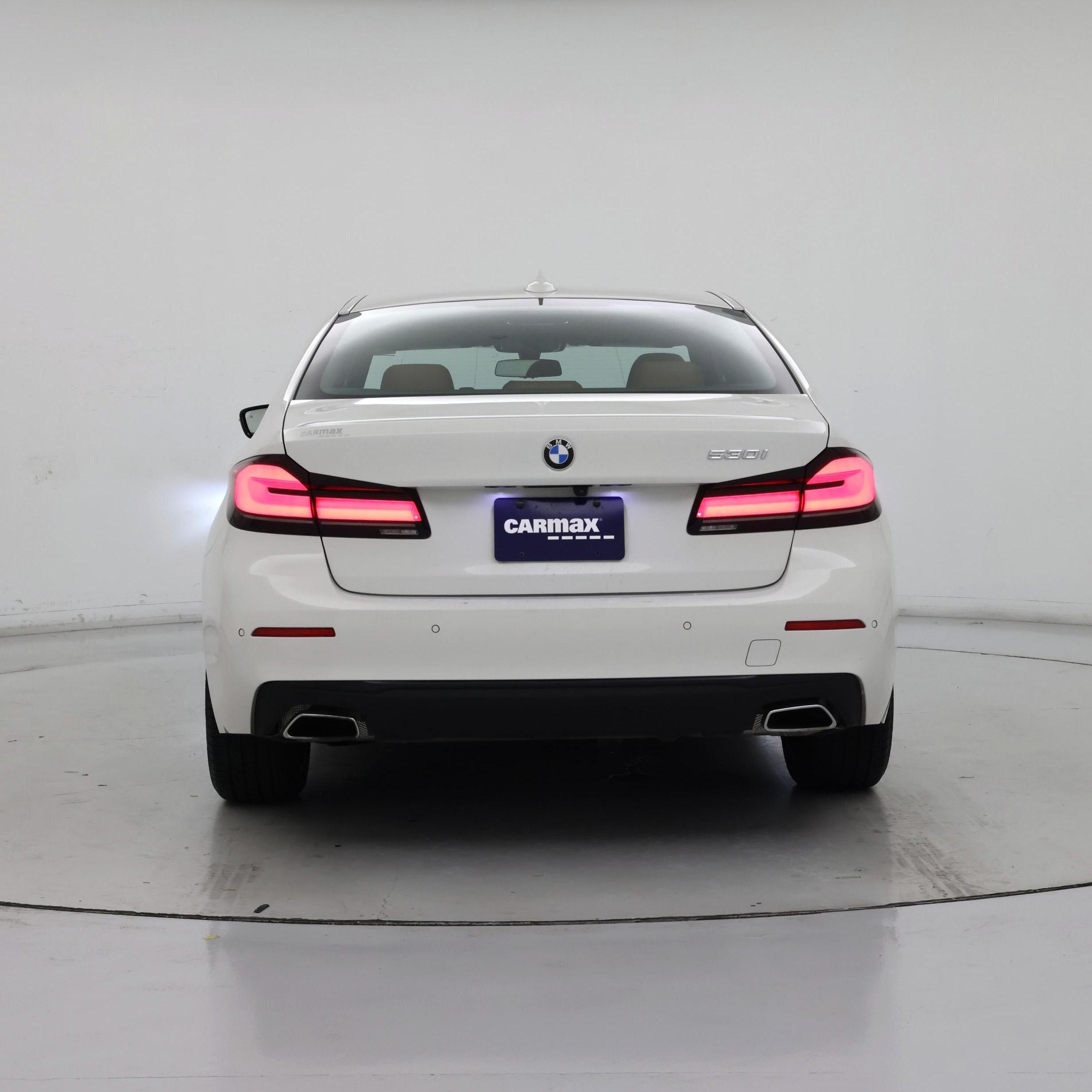 Thumbnail: 2023 BMW 5 Series - 6