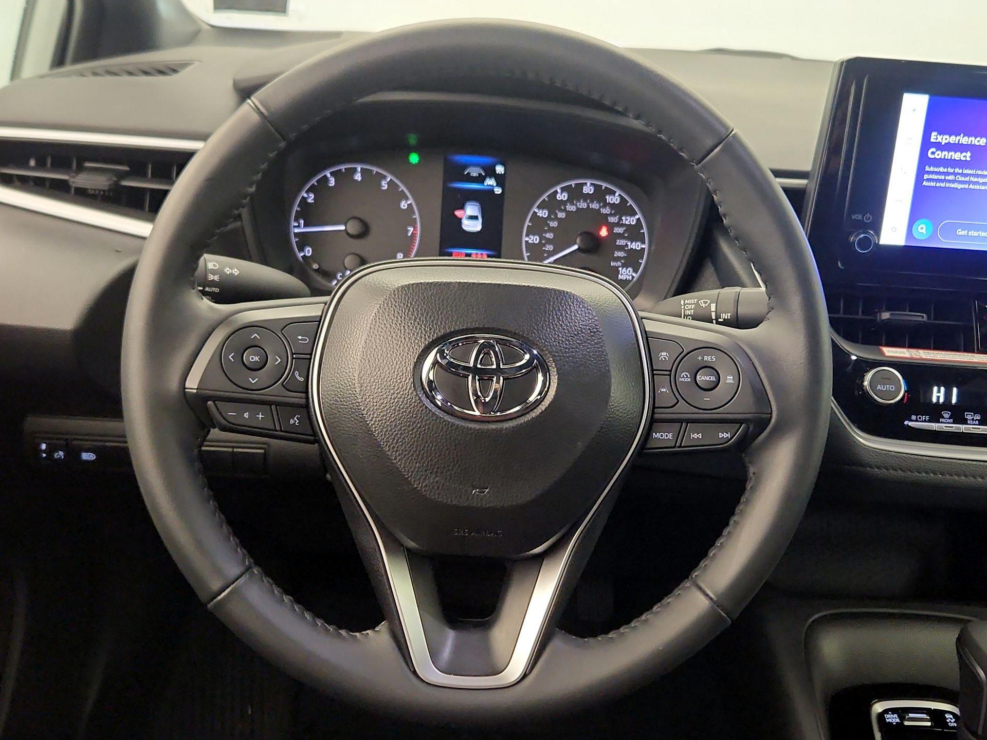 Thumbnail: 2025 Toyota Corolla - 10