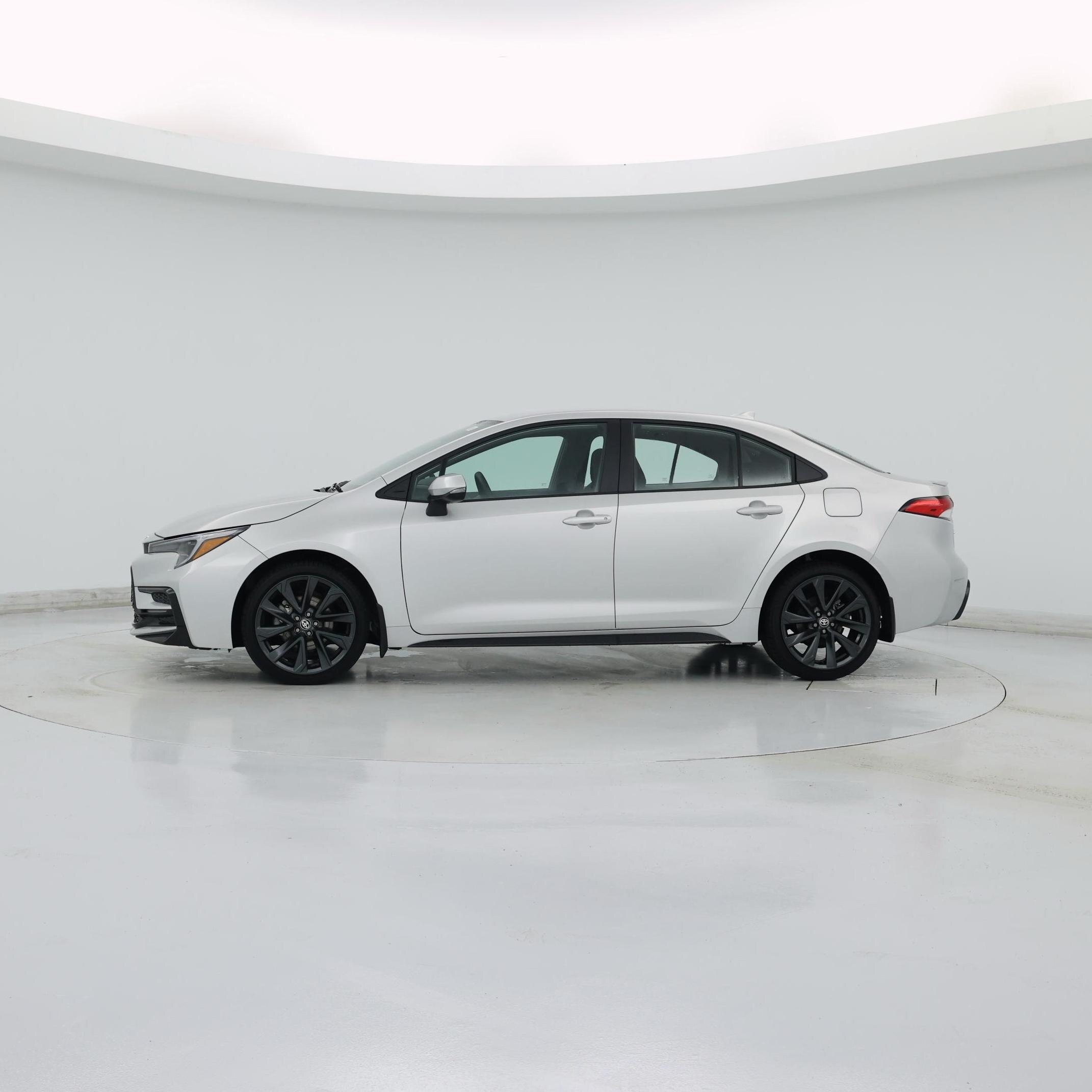 Thumbnail: 2025 Toyota Corolla - 3