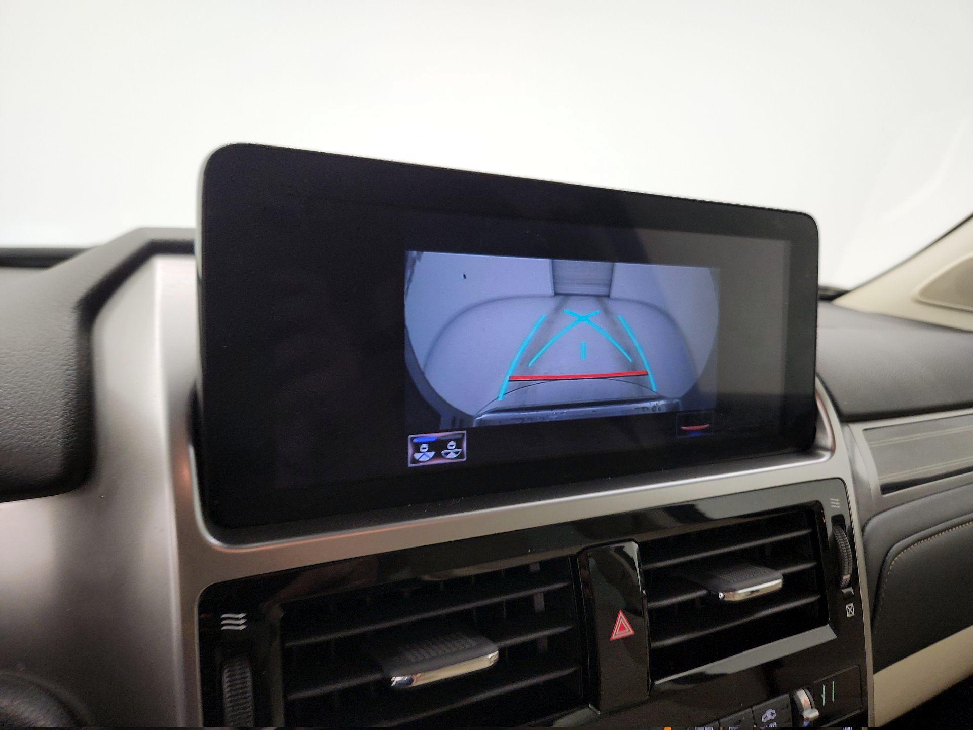 Thumbnail: 2022 Lexus GX - 14