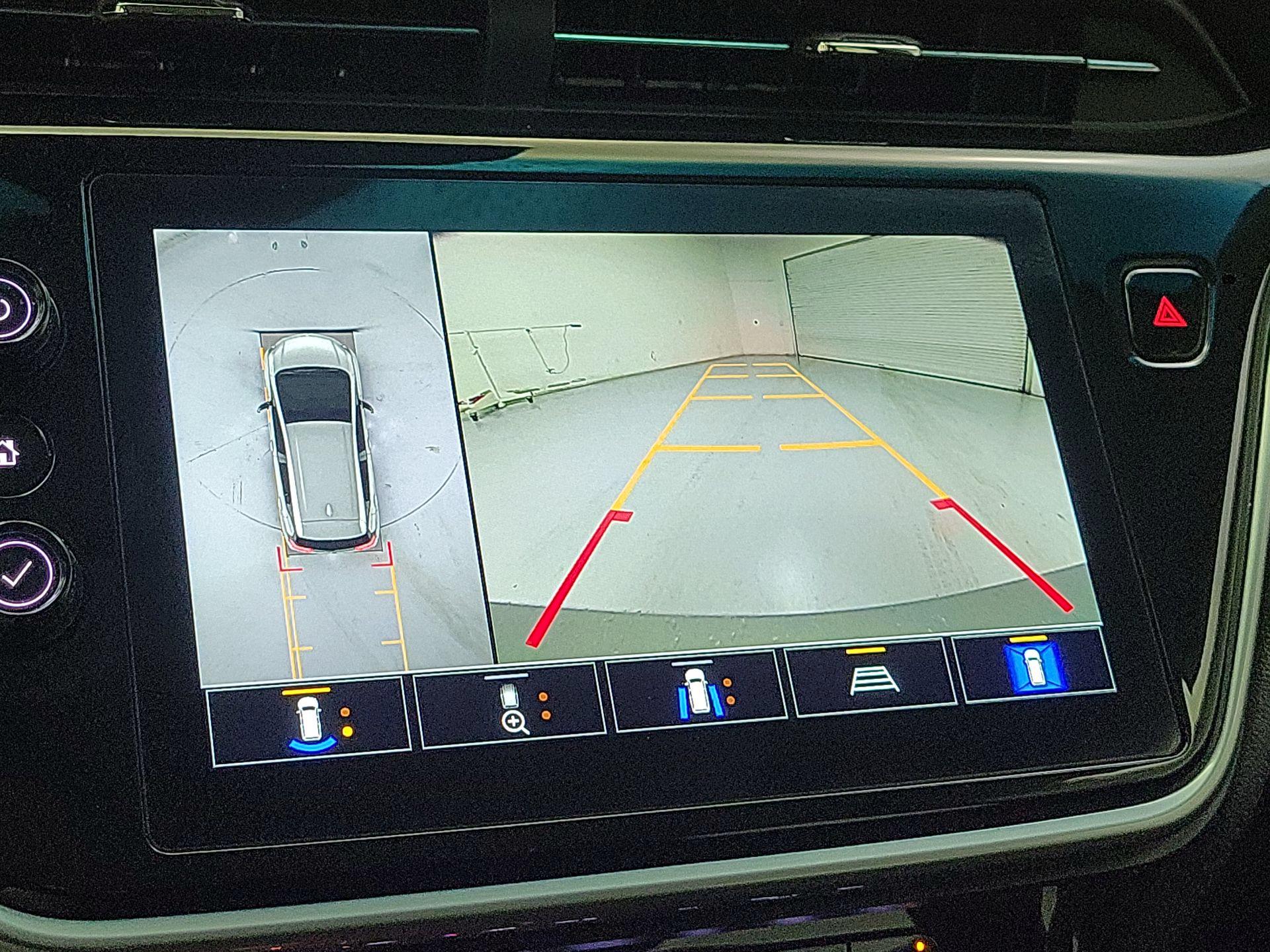 Thumbnail: 2023 Chevrolet Bolt EV - 12