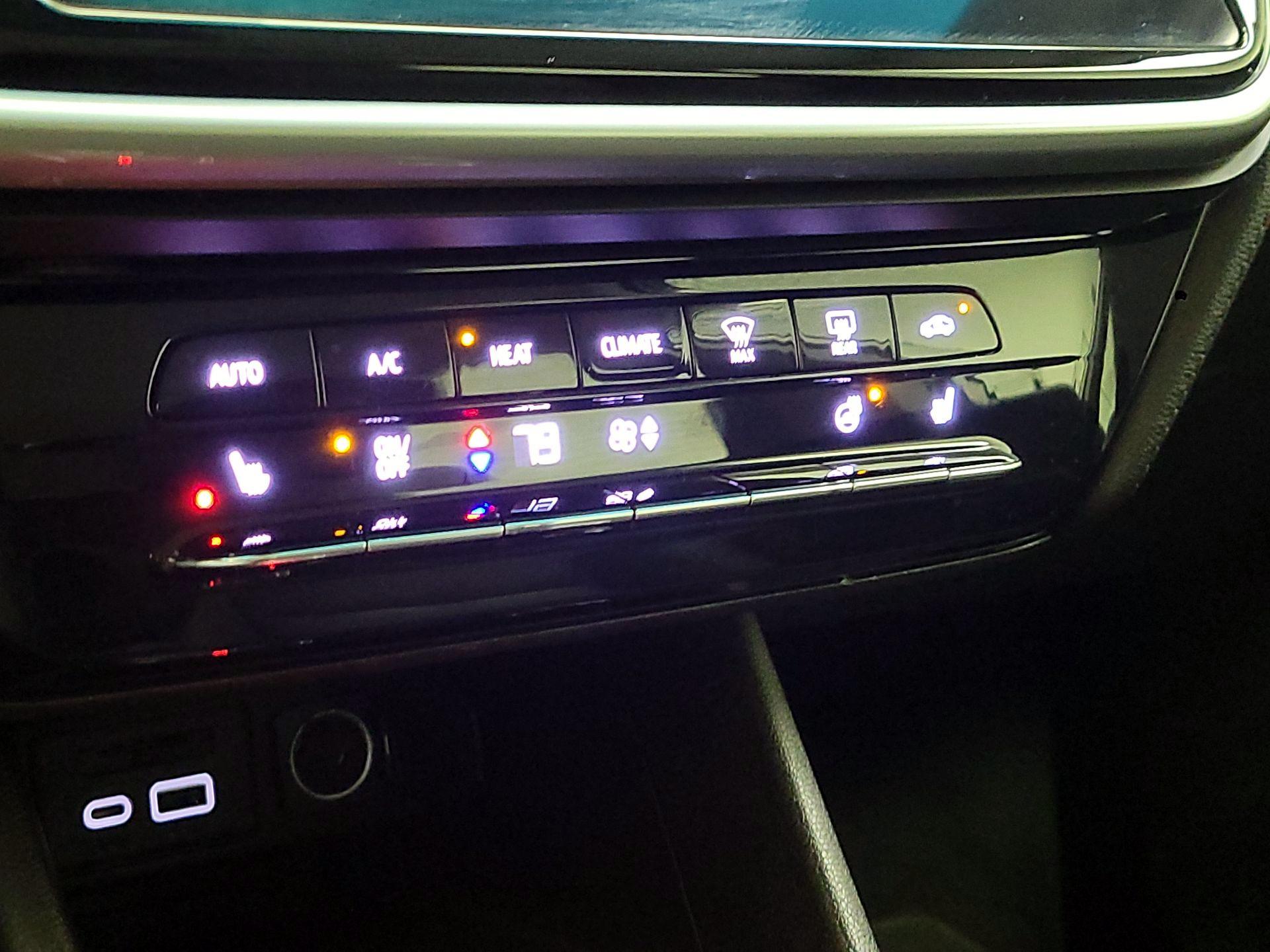 Thumbnail: 2023 Chevrolet Bolt EV - 14