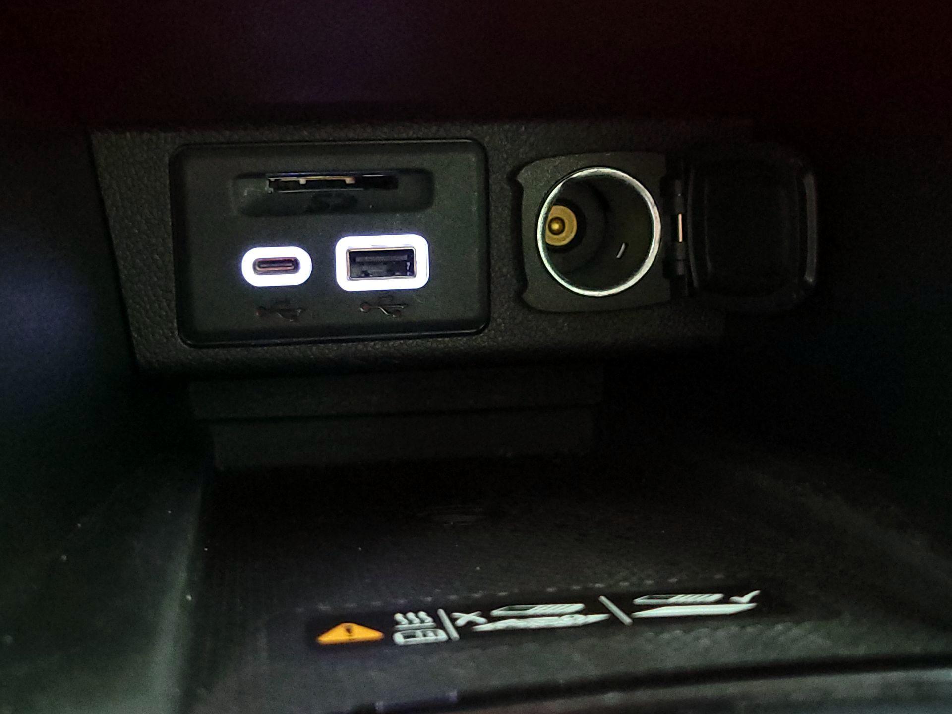 Thumbnail: 2023 Chevrolet Bolt EV - 16