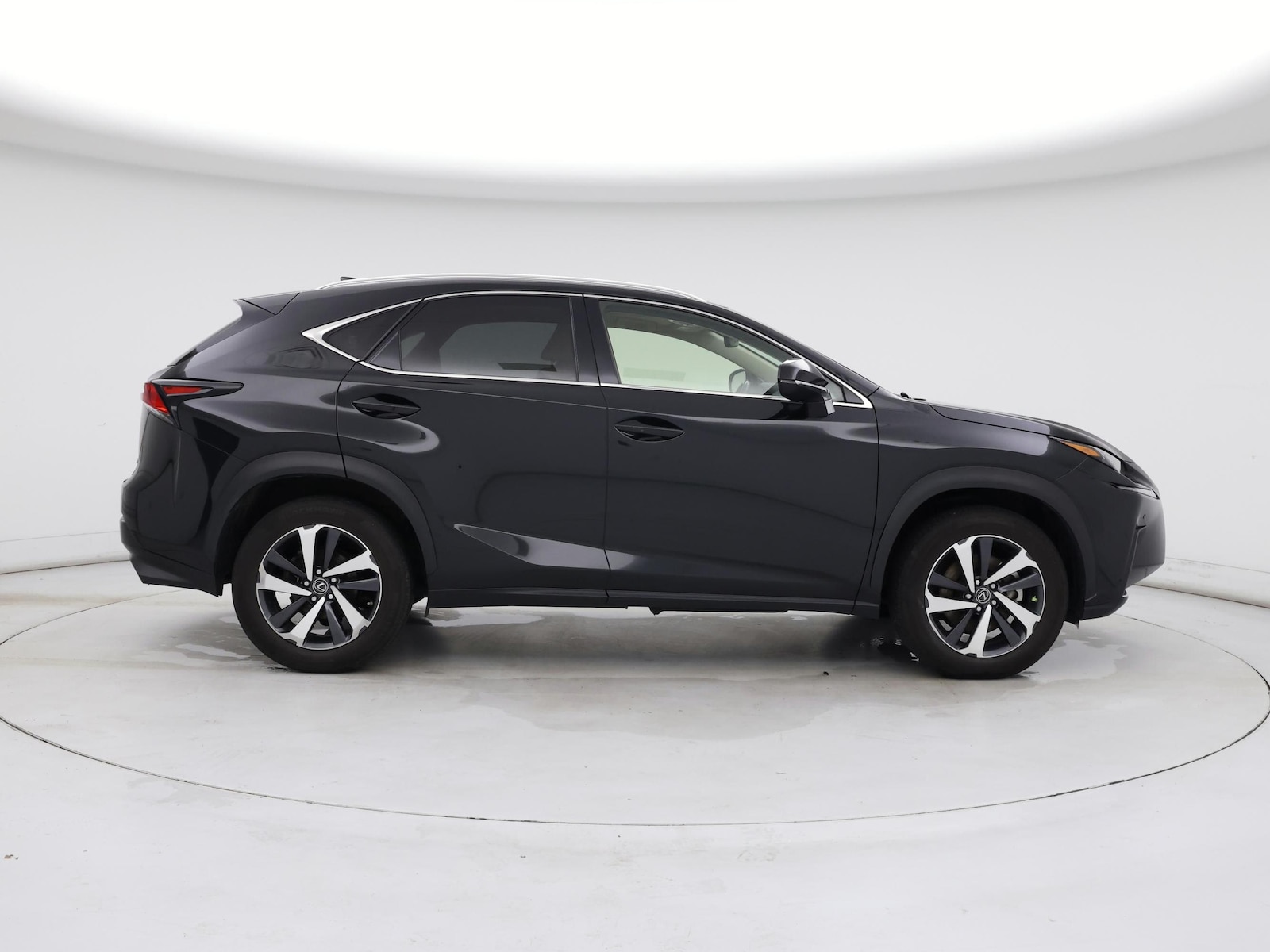 2021 Lexus NX 300 - Photo 8