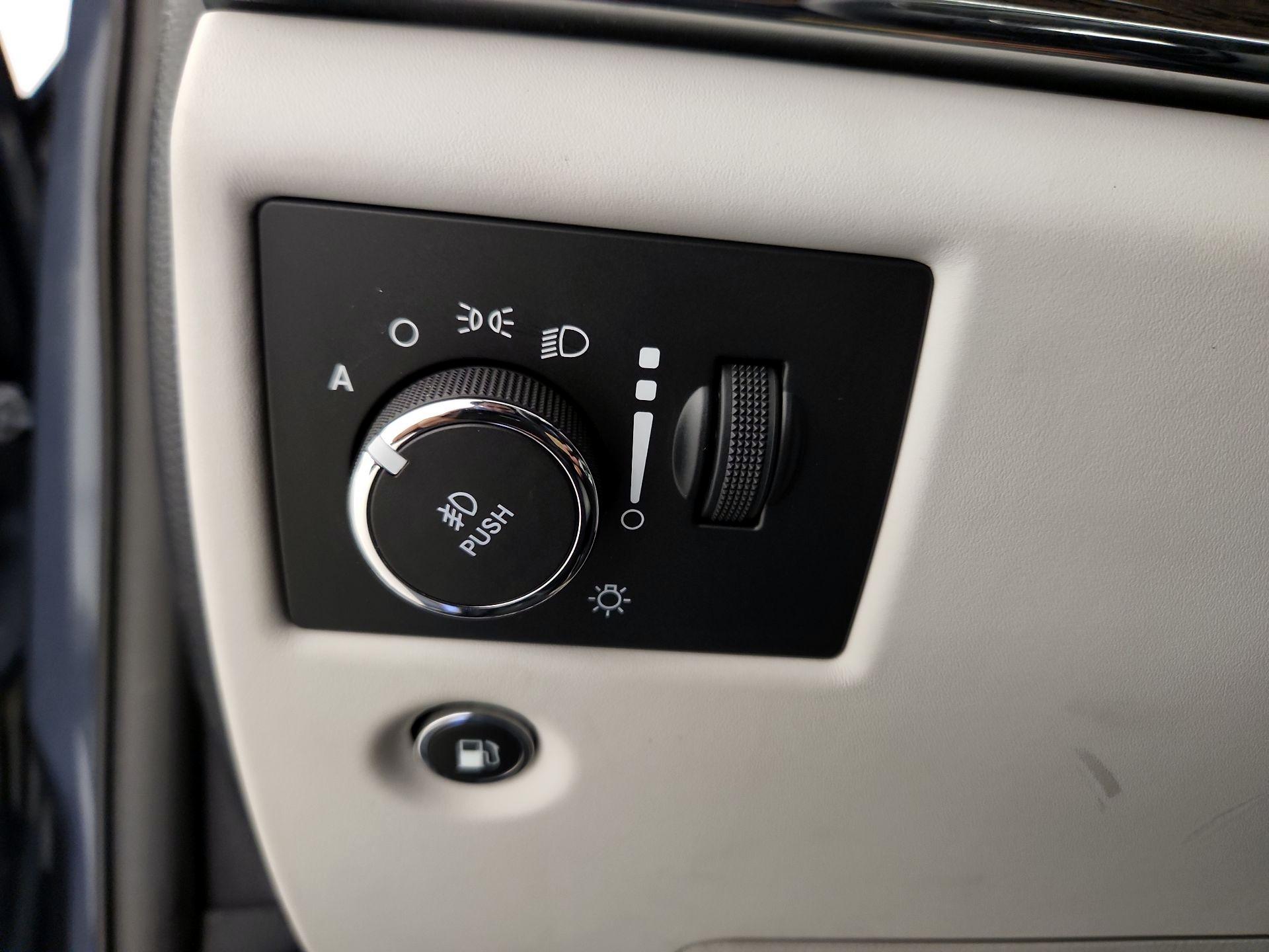 Thumbnail: 2021 Jeep Grand Cherokee - 13