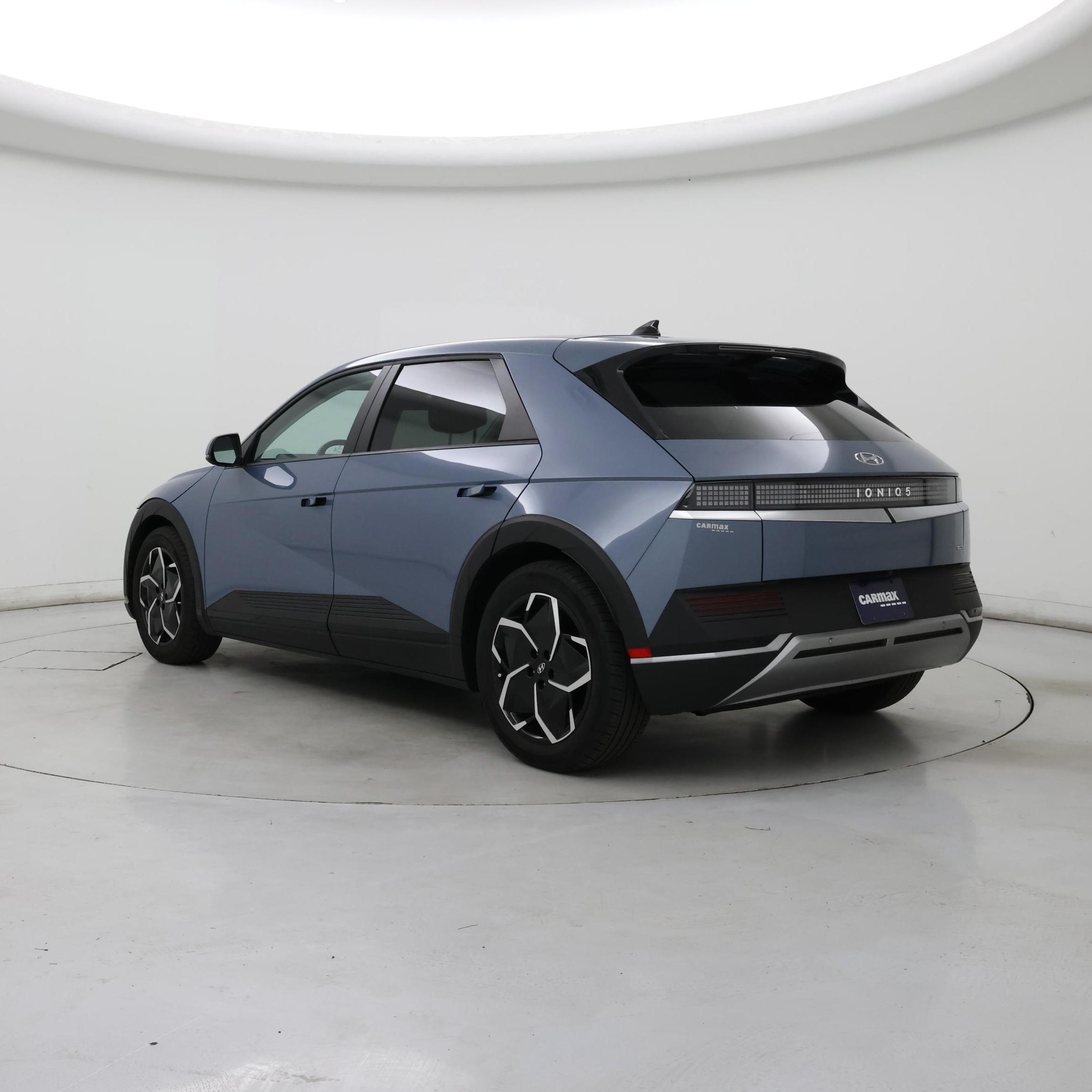 Thumbnail: 2022 Hyundai Ioniq 5 - 2