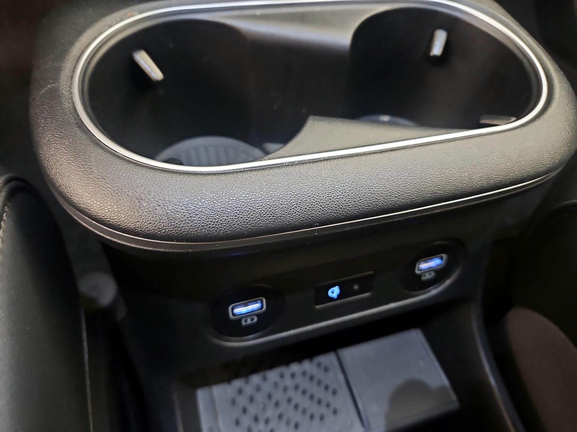 Thumbnail: 2022 Hyundai Ioniq 5 - 19