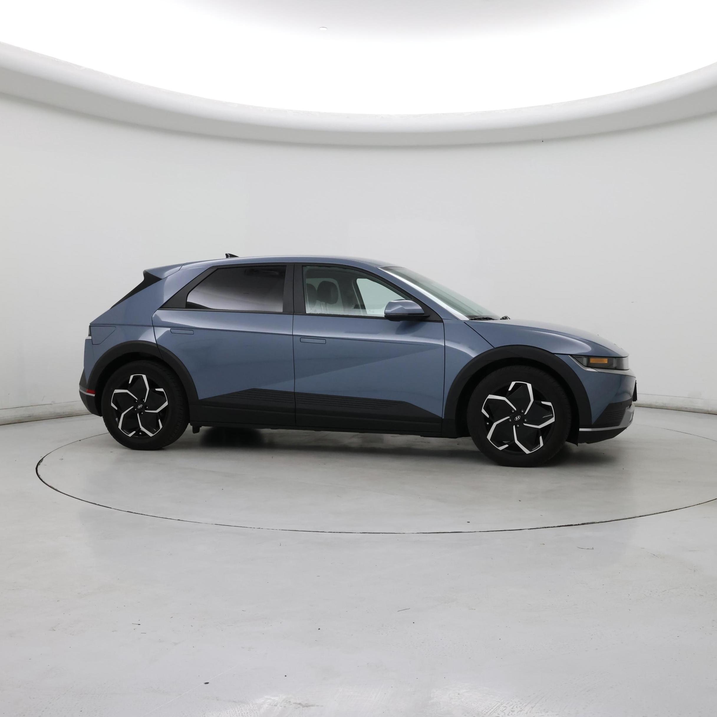 Thumbnail: 2022 Hyundai Ioniq 5 - 7