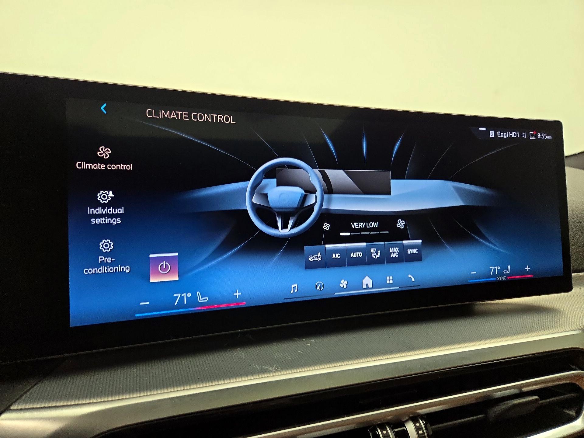 Thumbnail: 2024 BMW i4 - 17