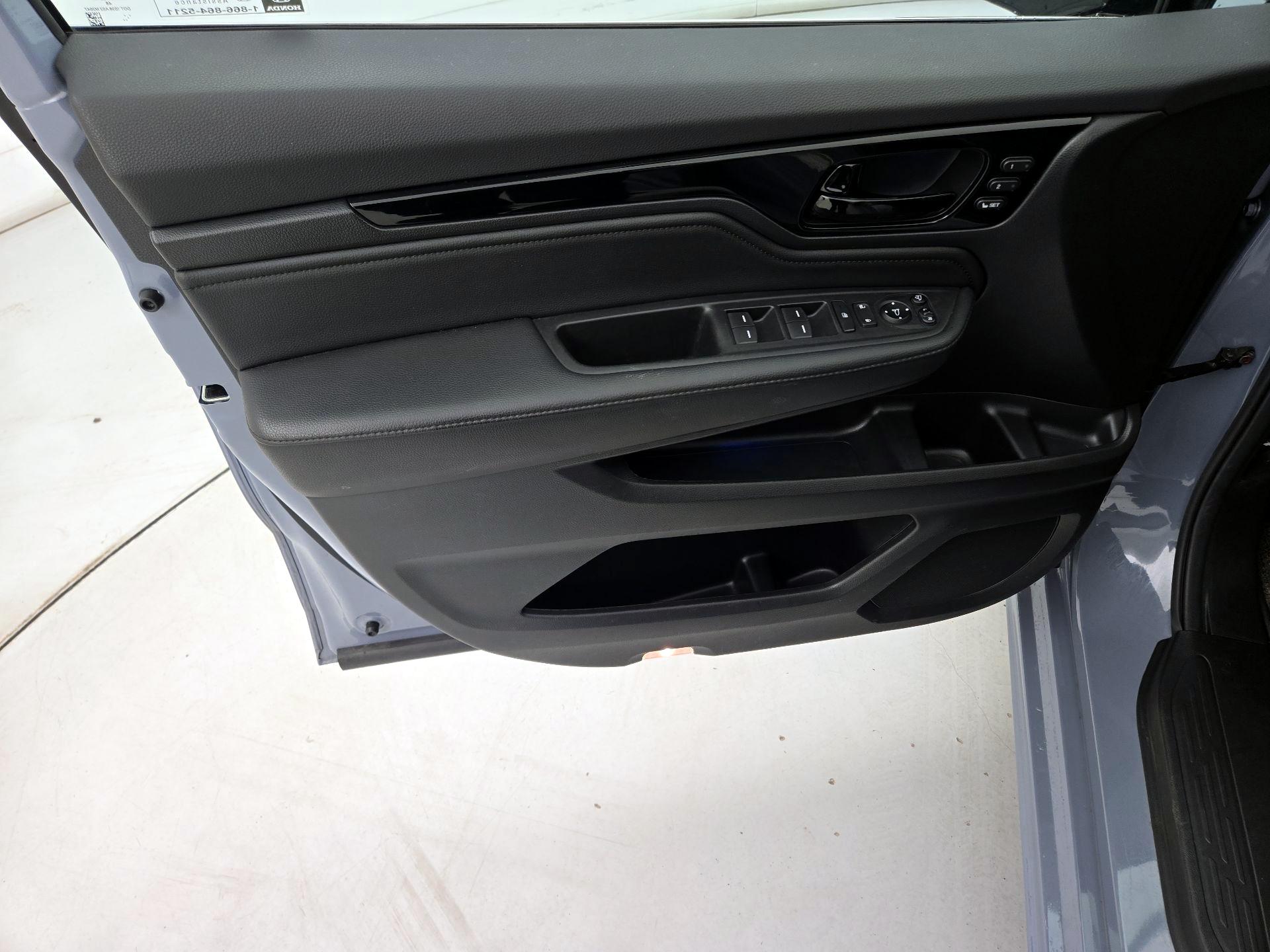 Thumbnail: 2025 Honda Odyssey - 12