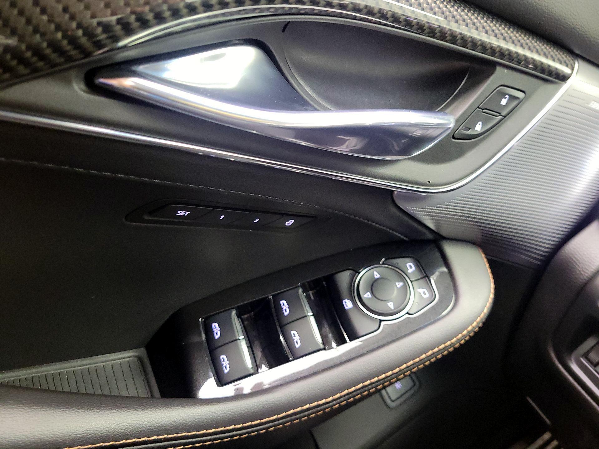 Thumbnail: 2023 Cadillac CT5 - 10