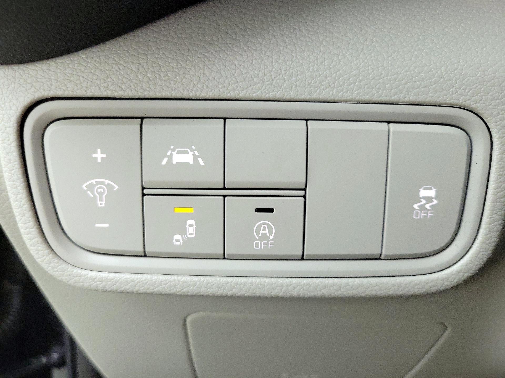 Thumbnail: 2022 Kia Soul - 13