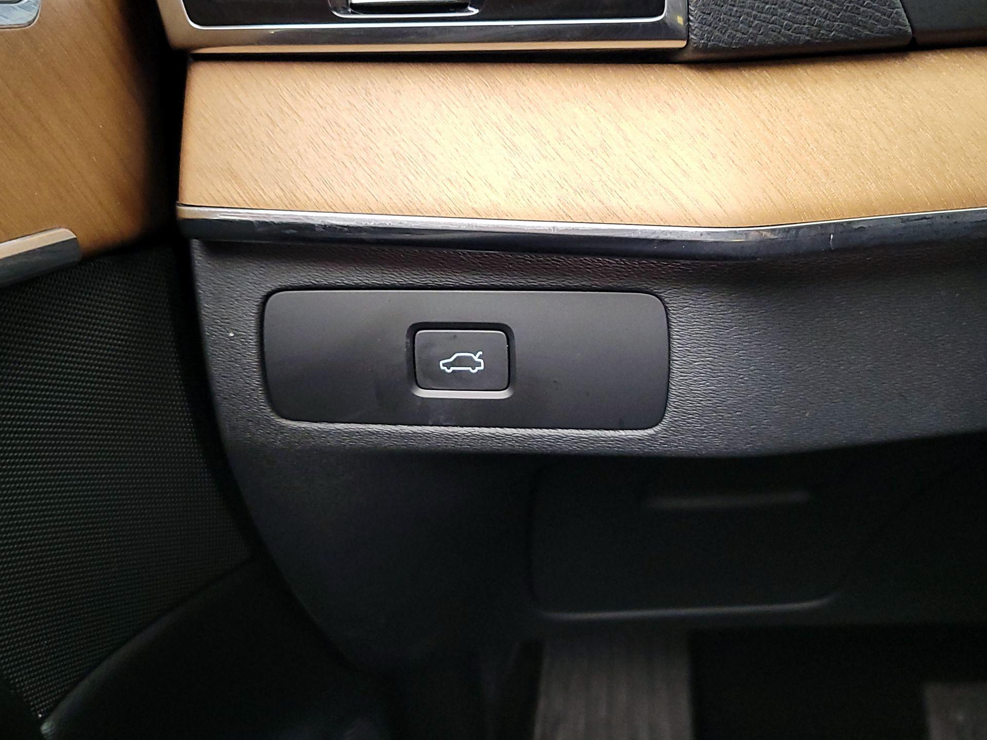 Thumbnail: 2023 Volvo XC90 - 13