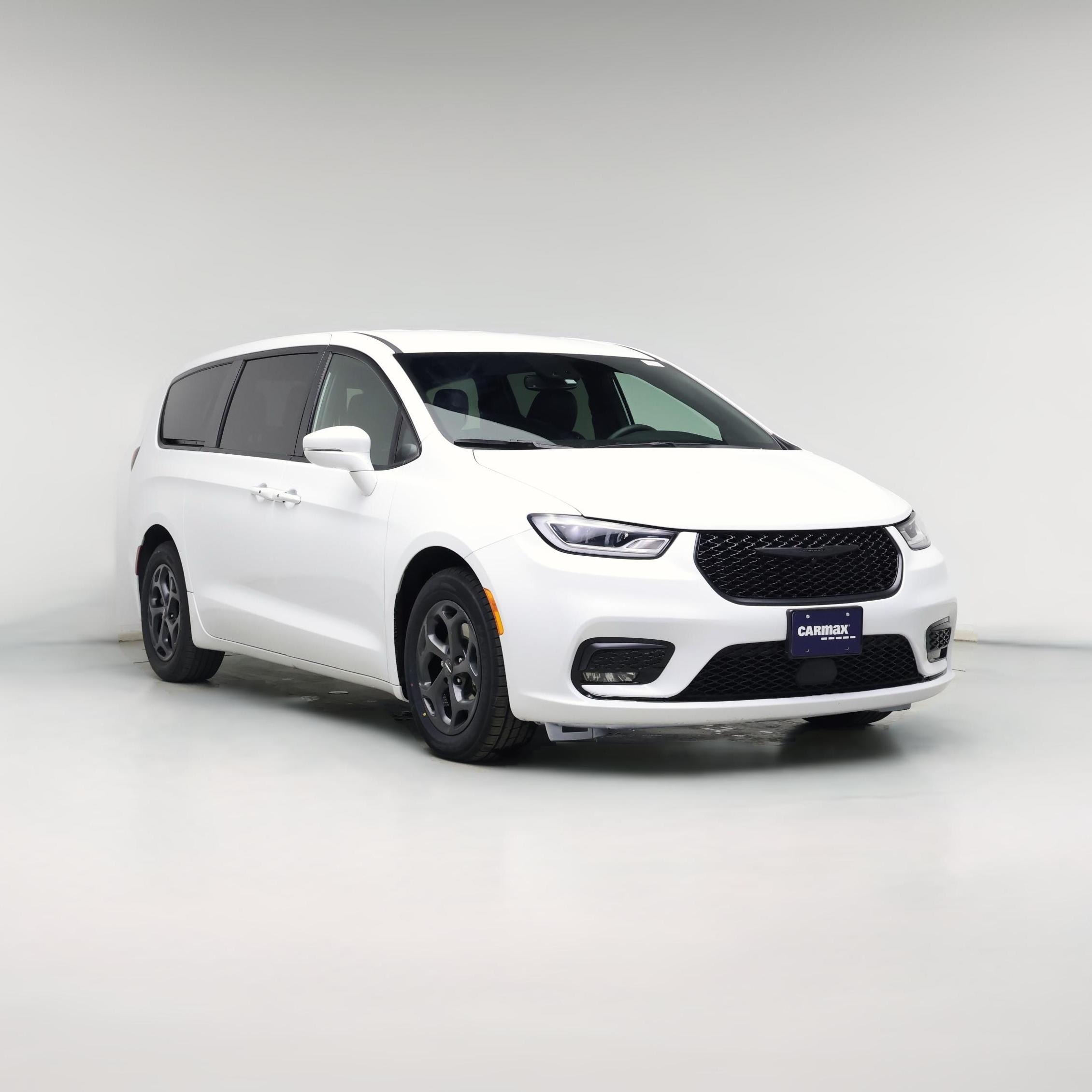 Thumbnail: 2022 Chrysler Pacifica - 1