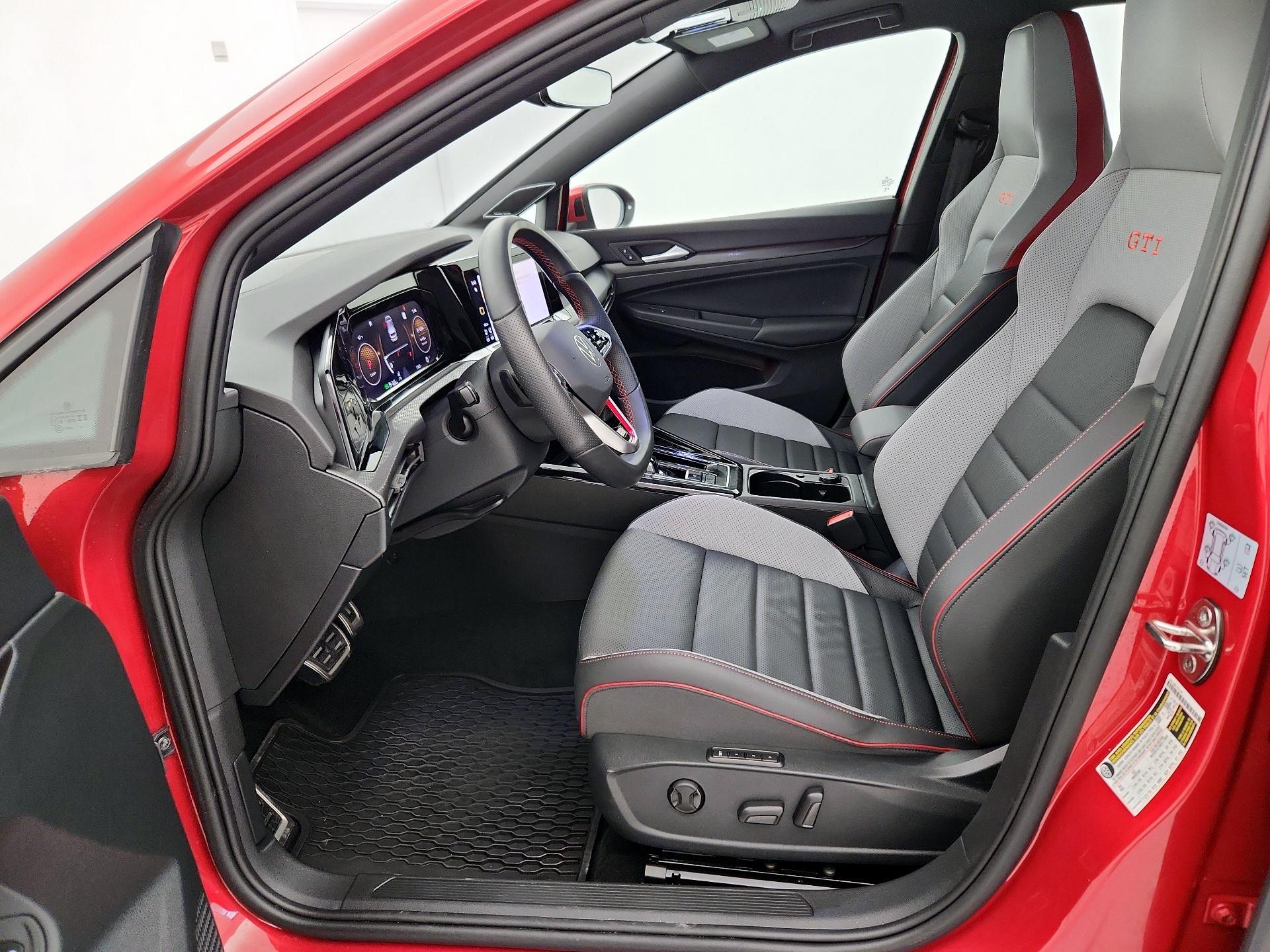 Thumbnail: 2024 Volkswagen Golf - 11