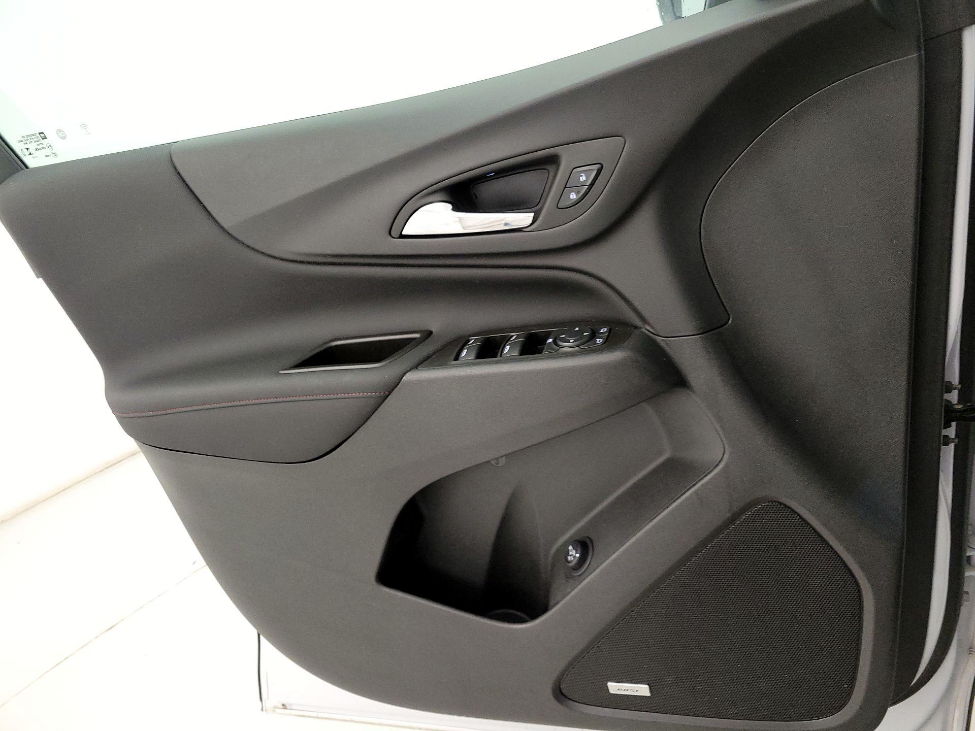 Thumbnail: 2023 Chevrolet Equinox - 12