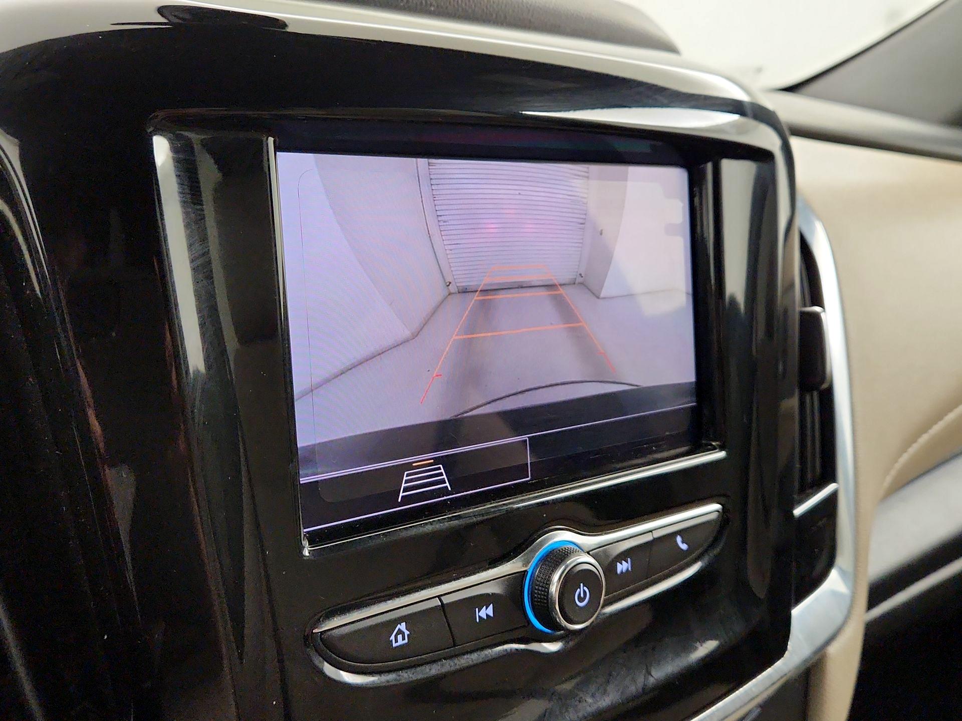 Thumbnail: 2023 Chevrolet Traverse - 14