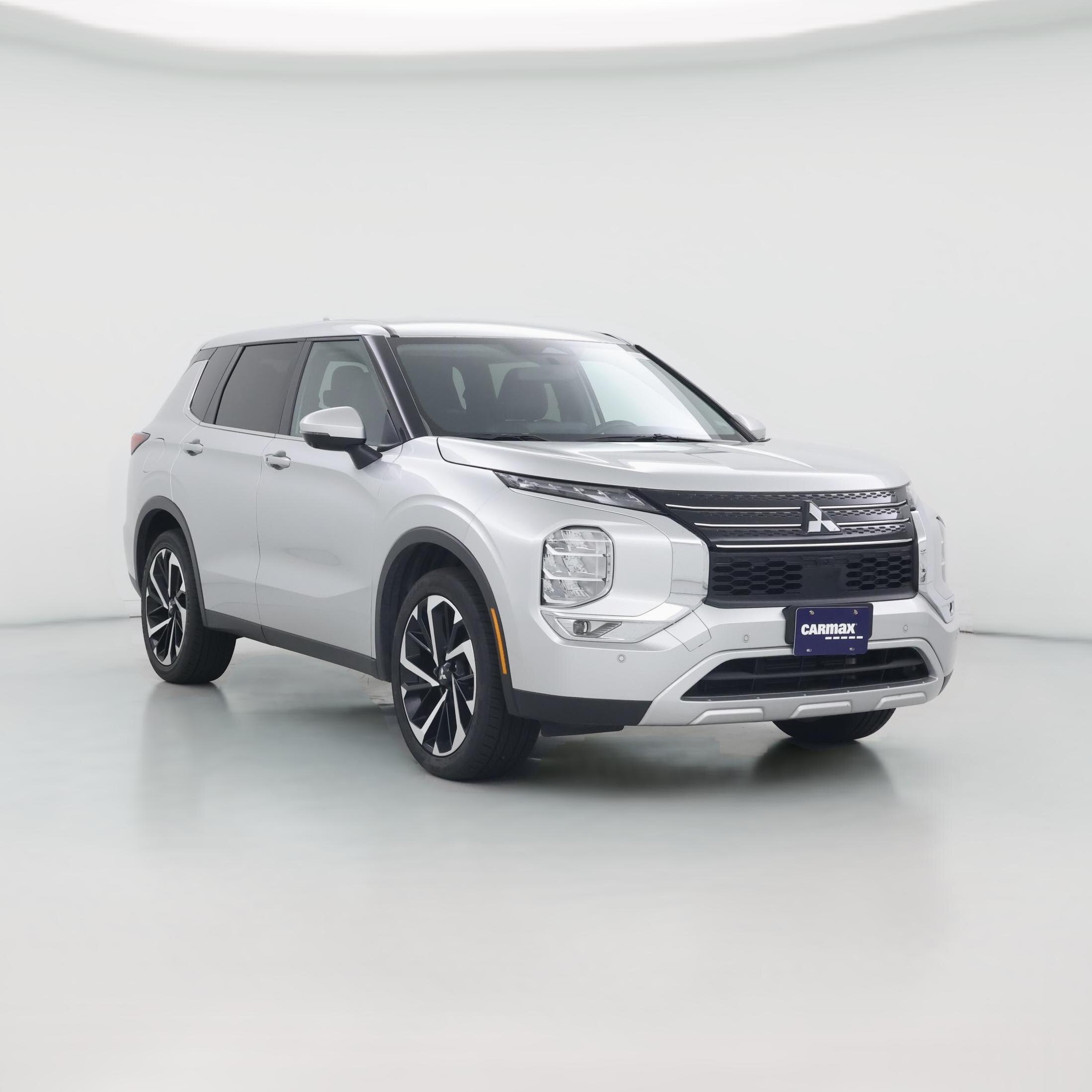 Thumbnail: 2024 Mitsubishi Outlander - 1