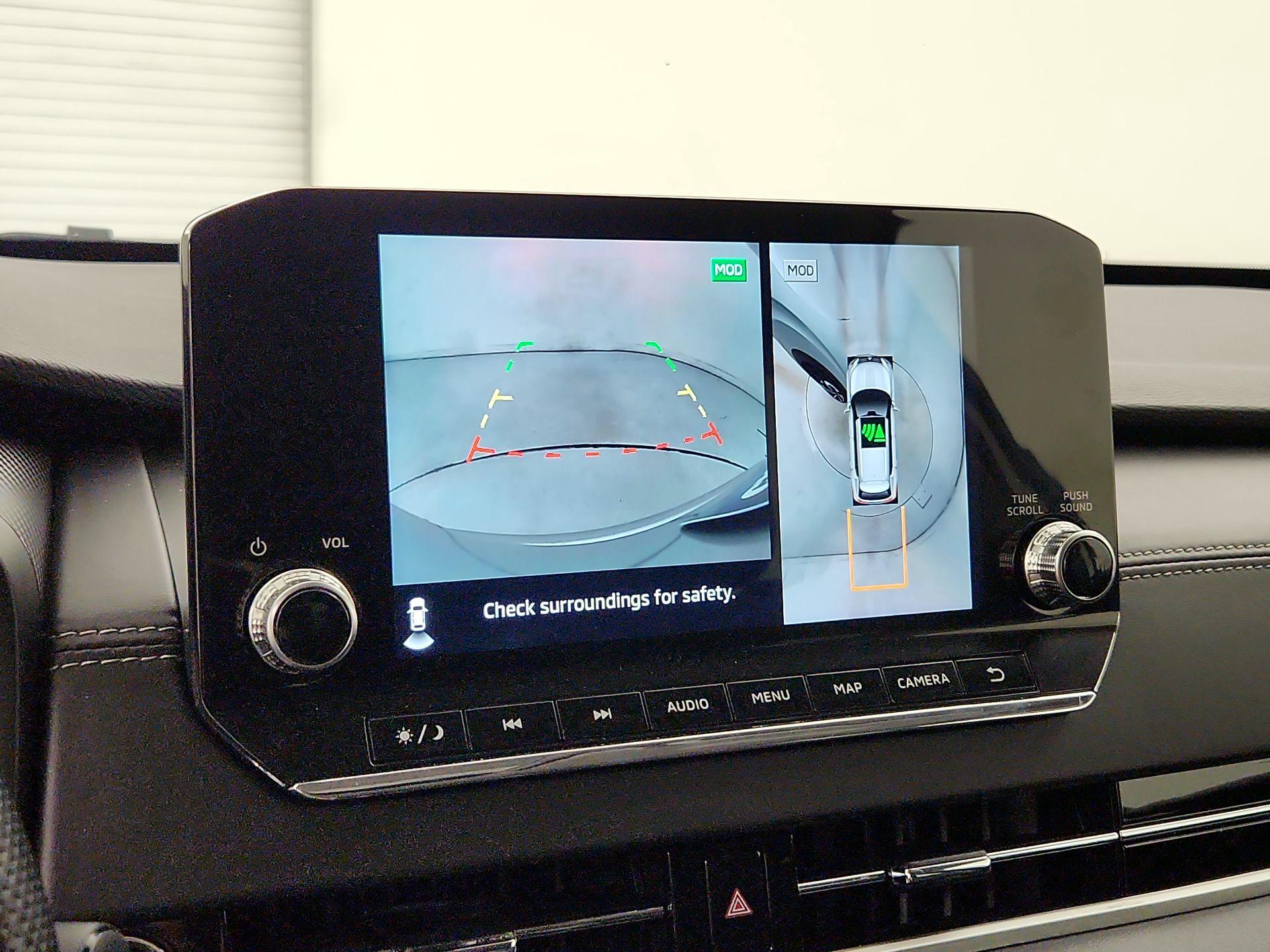 Thumbnail: 2024 Mitsubishi Outlander - 15