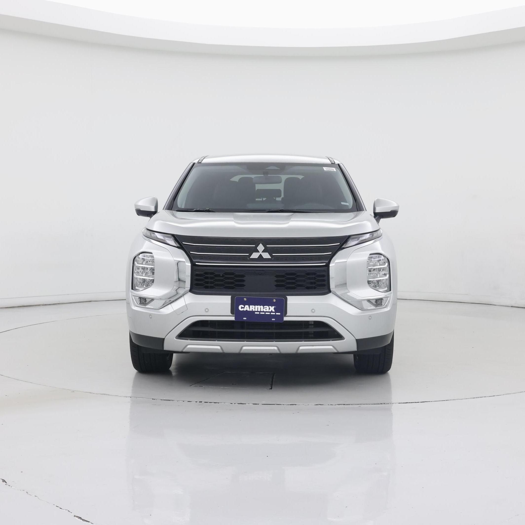 Thumbnail: 2024 Mitsubishi Outlander - 5