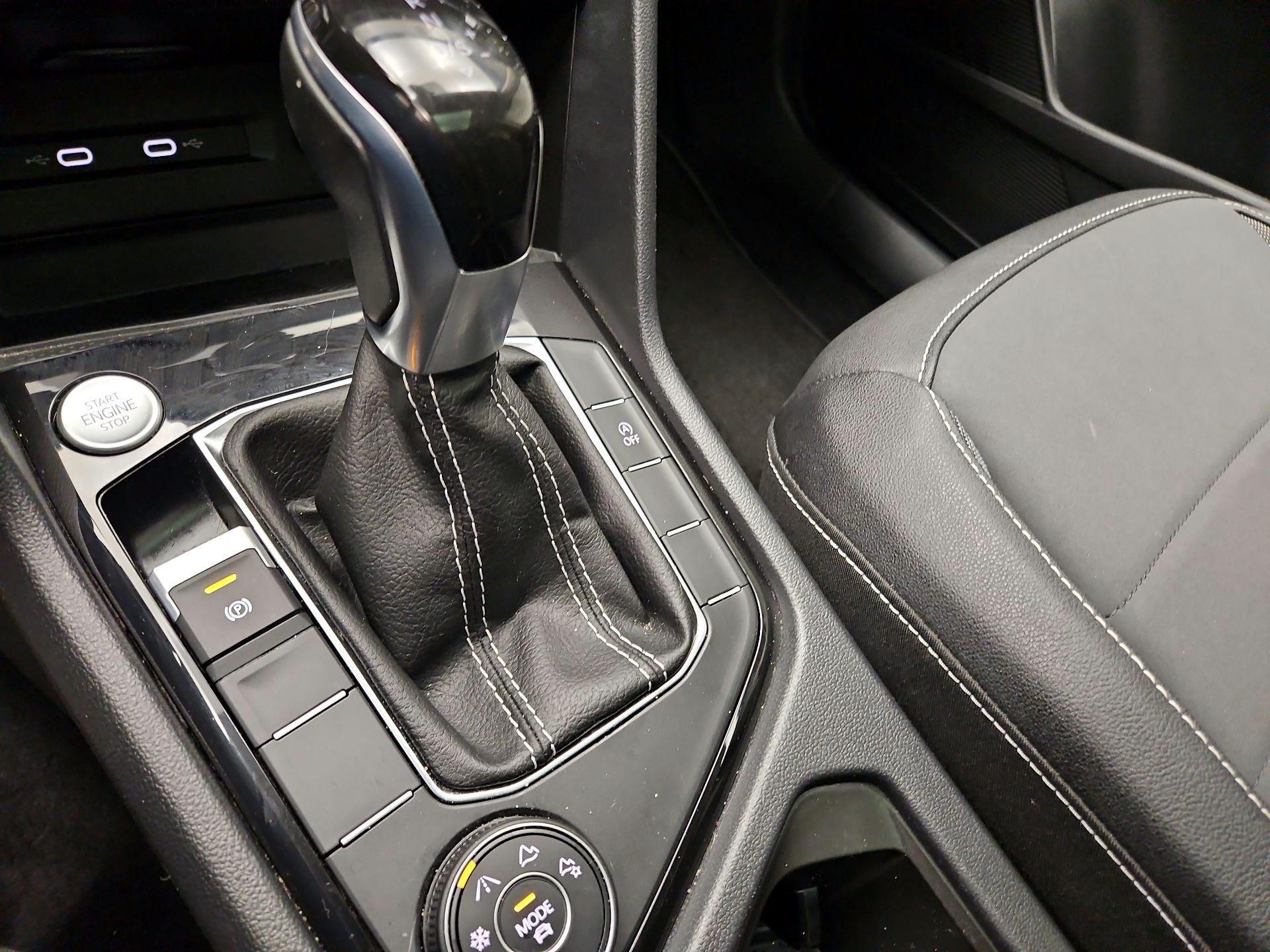 Thumbnail: 2024 Volkswagen Taos - 17