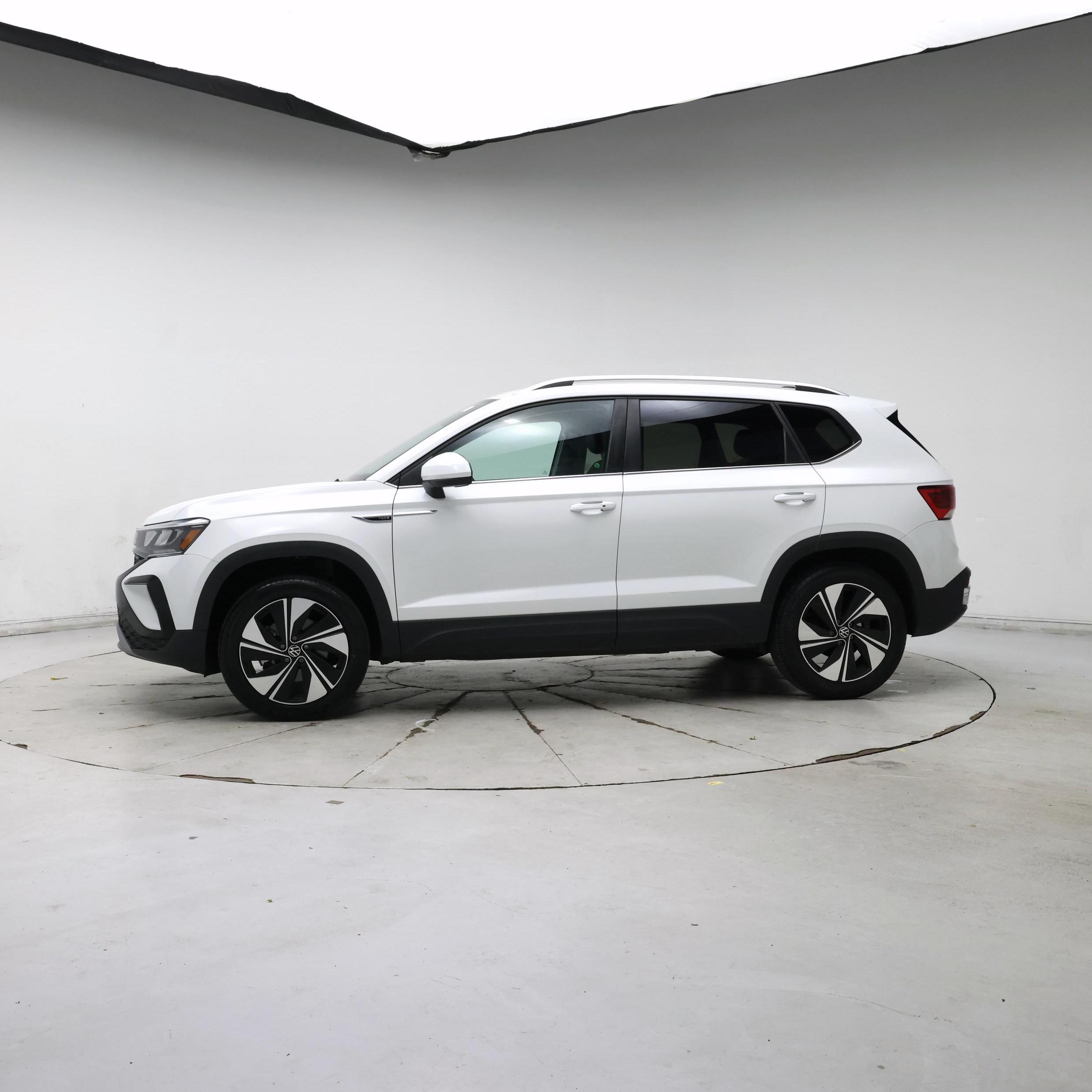 Thumbnail: 2024 Volkswagen Taos - 3