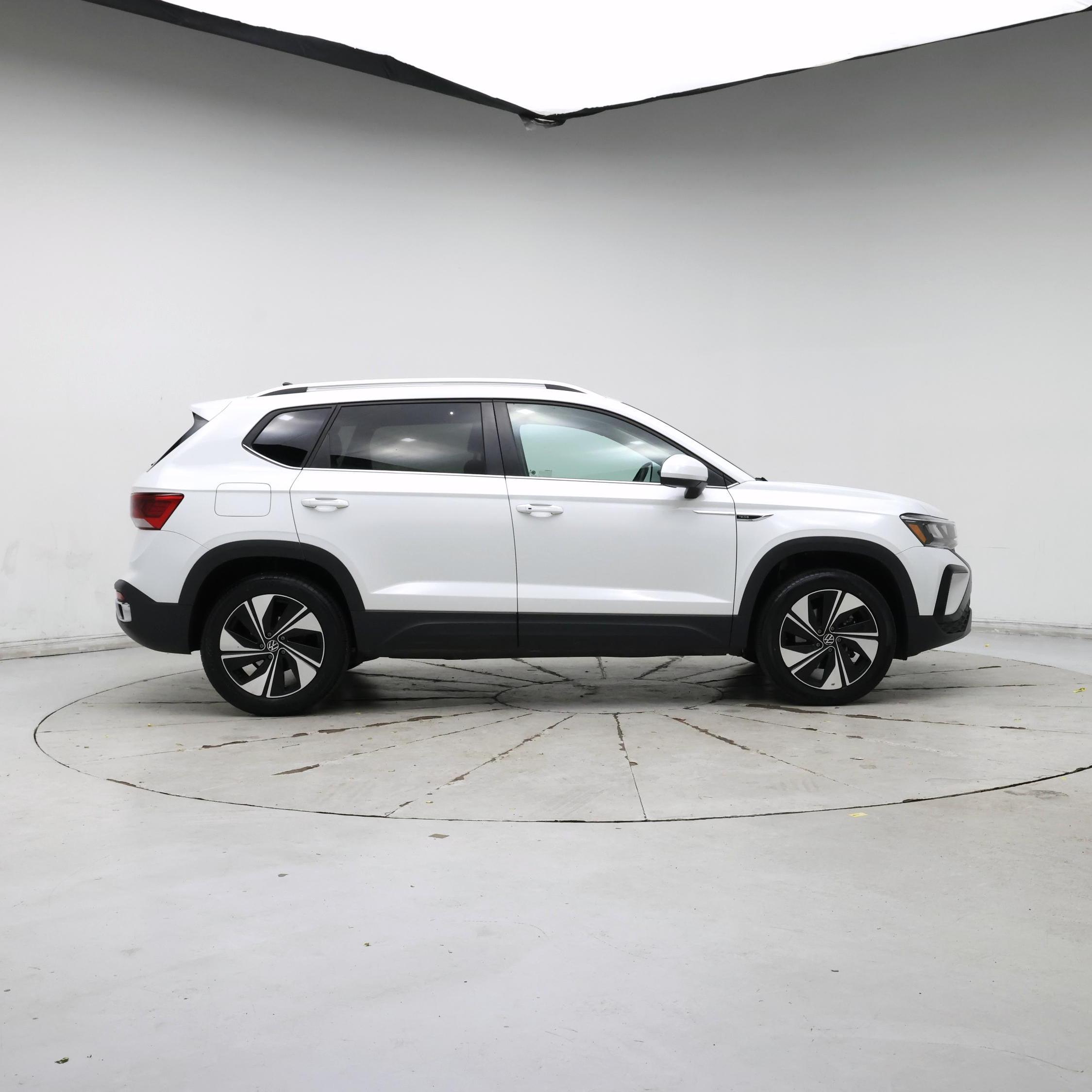 Thumbnail: 2024 Volkswagen Taos - 7