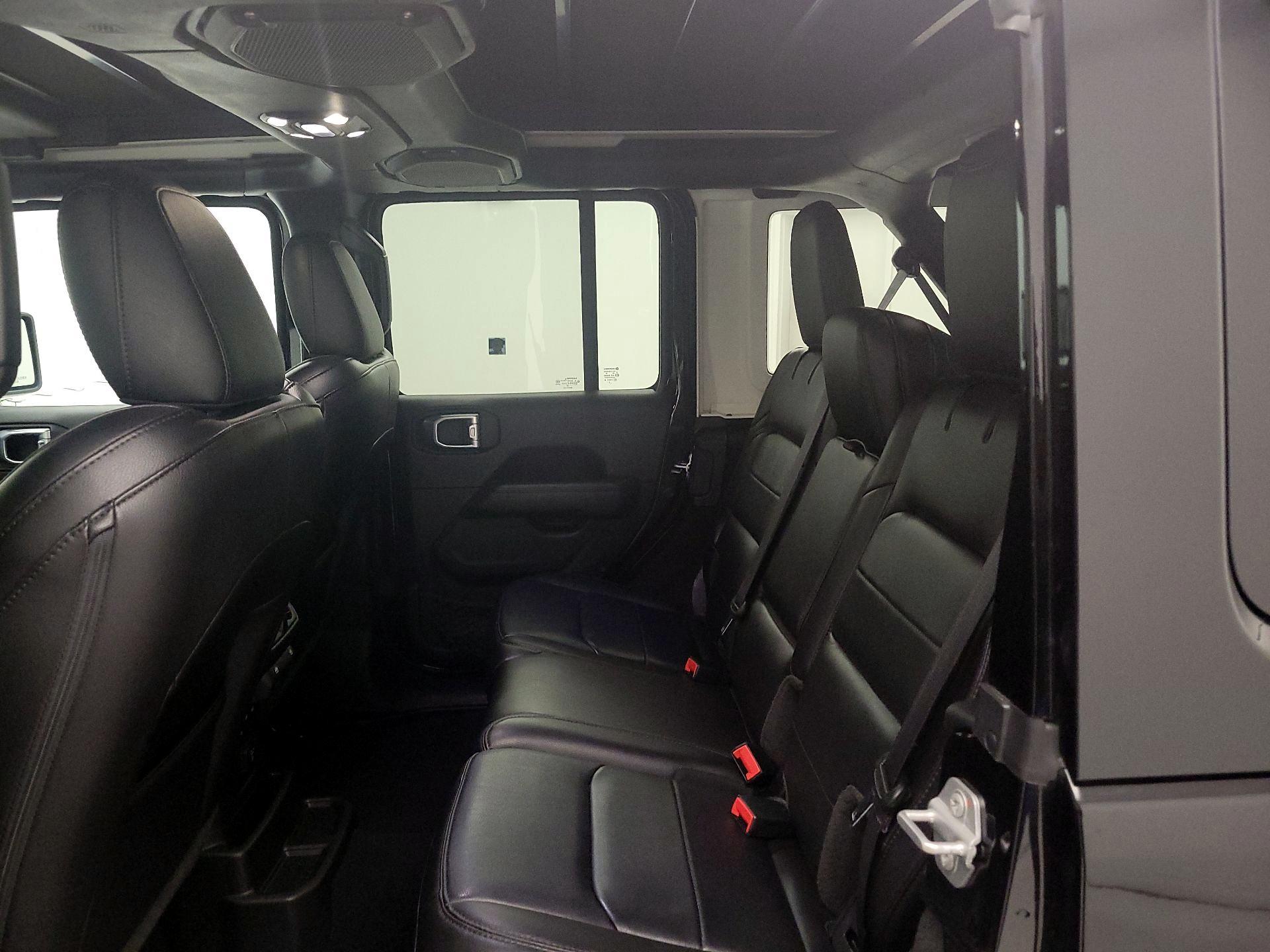 Thumbnail: 2023 Jeep Wrangler - 18