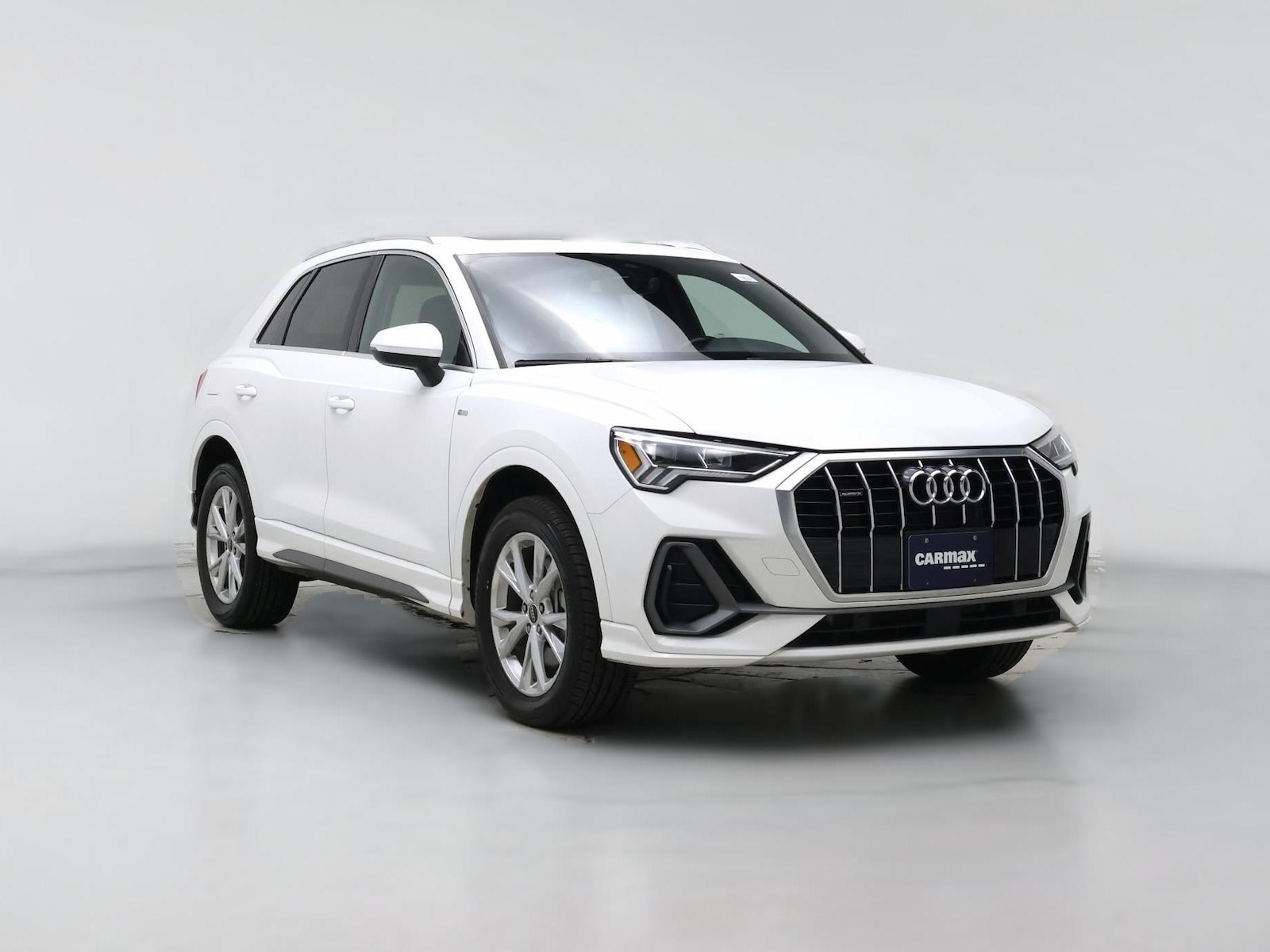 2023 Audi Q3