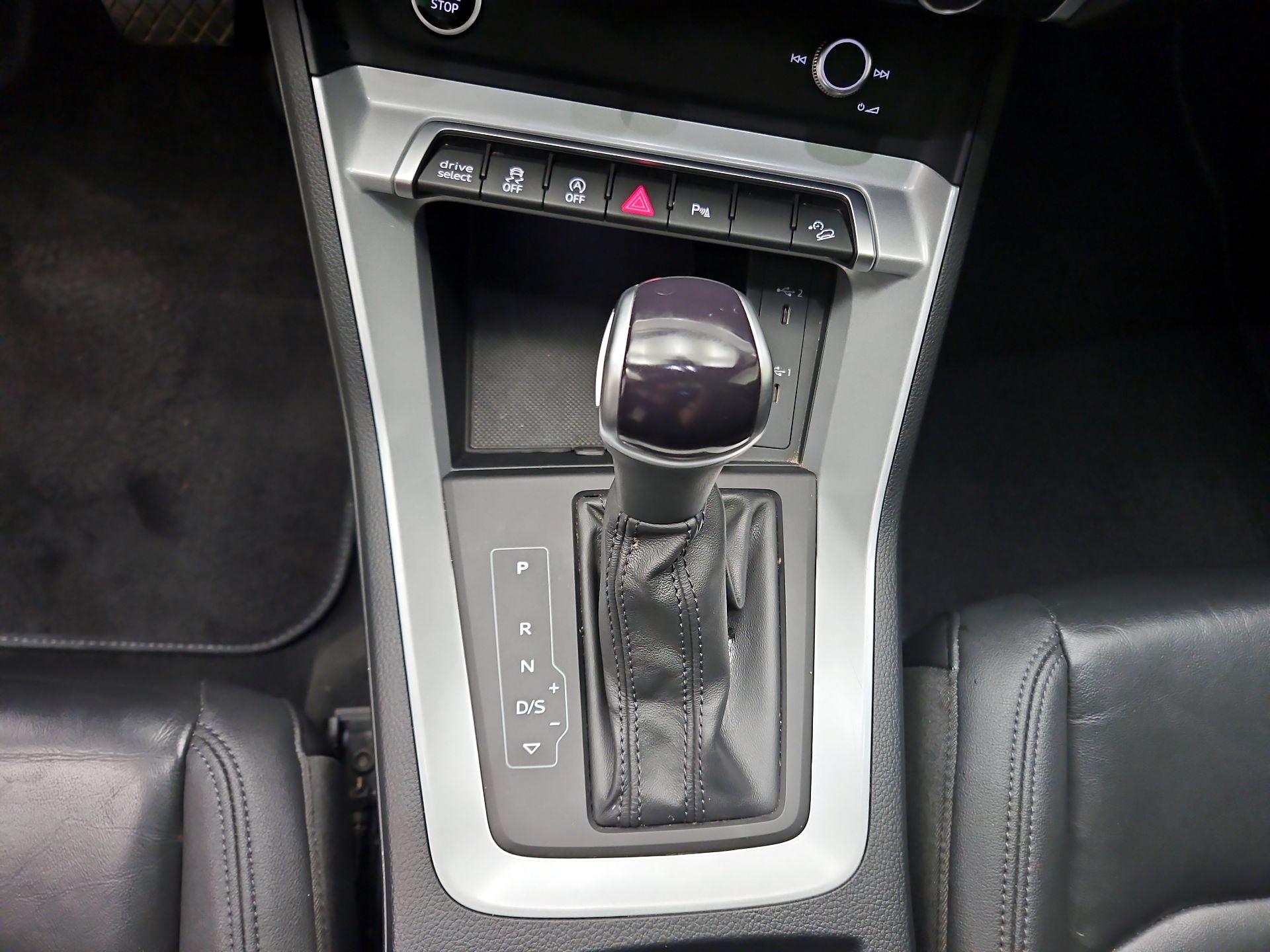 Thumbnail: 2023 Audi Q3 - 17