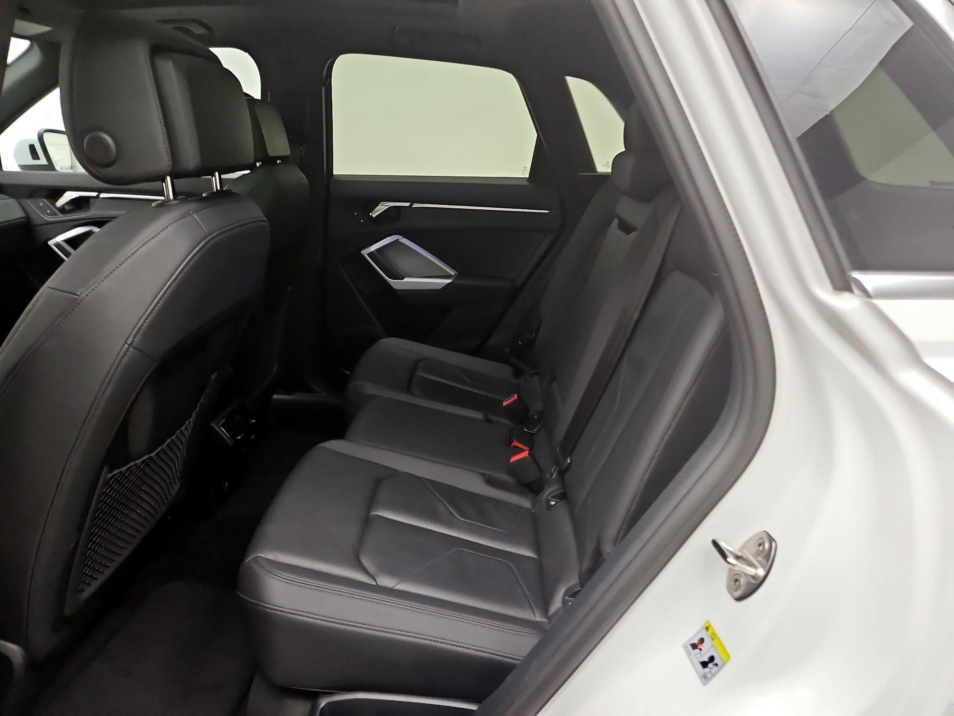 Thumbnail: 2023 Audi Q3 - 20