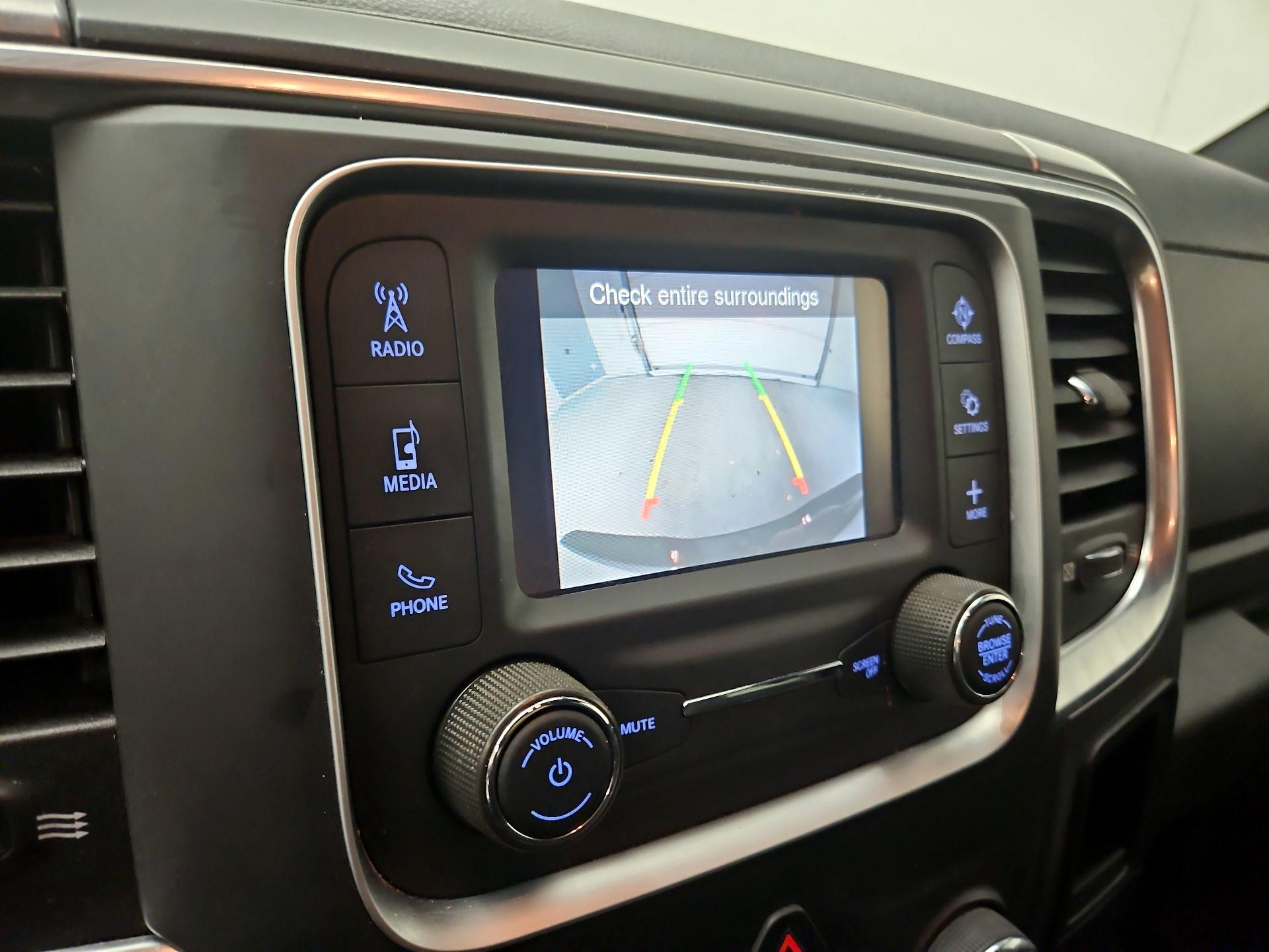 Thumbnail: 2024 RAM 1500 Classic - 14