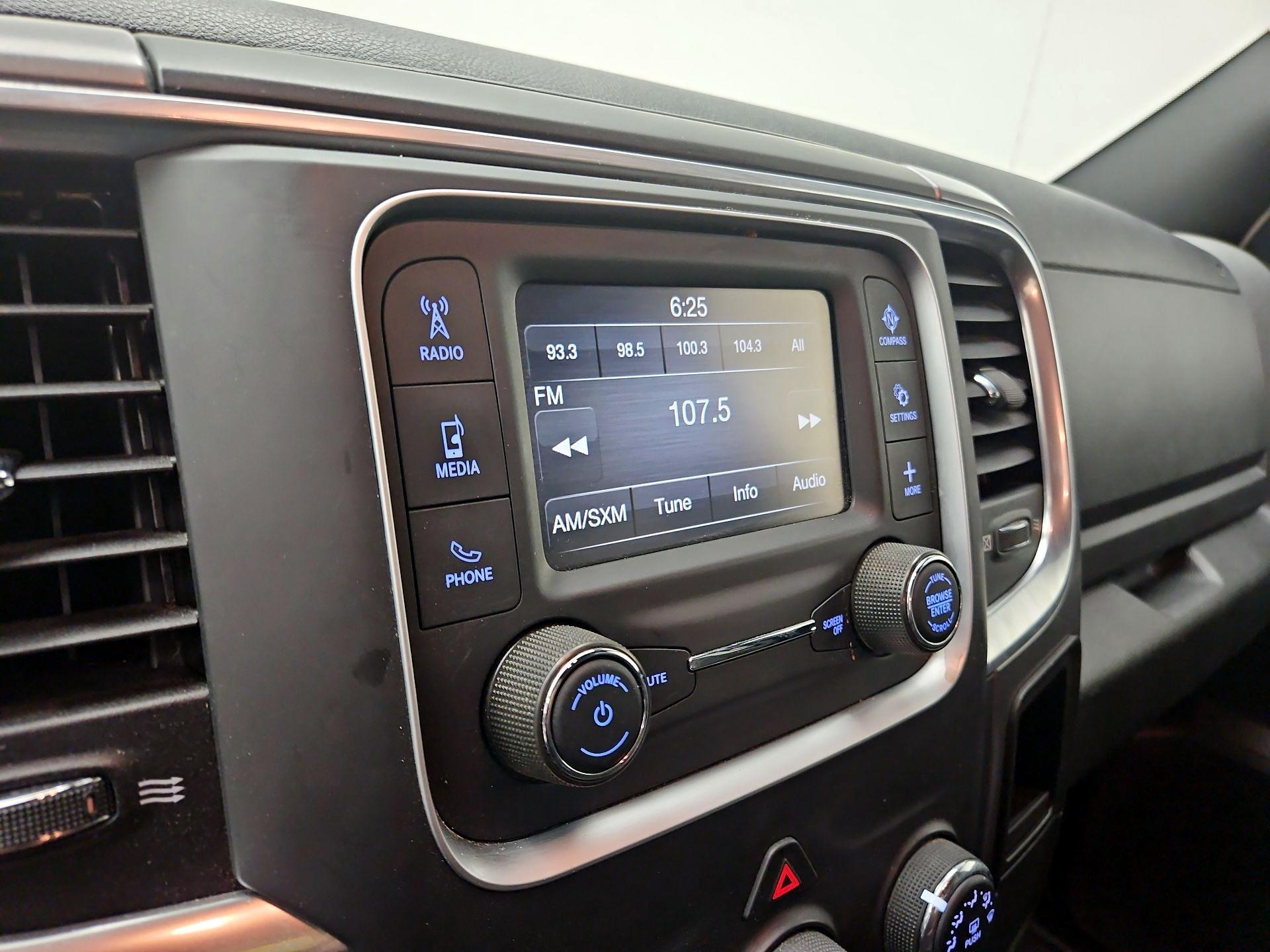 Thumbnail: 2024 RAM 1500 Classic - 15