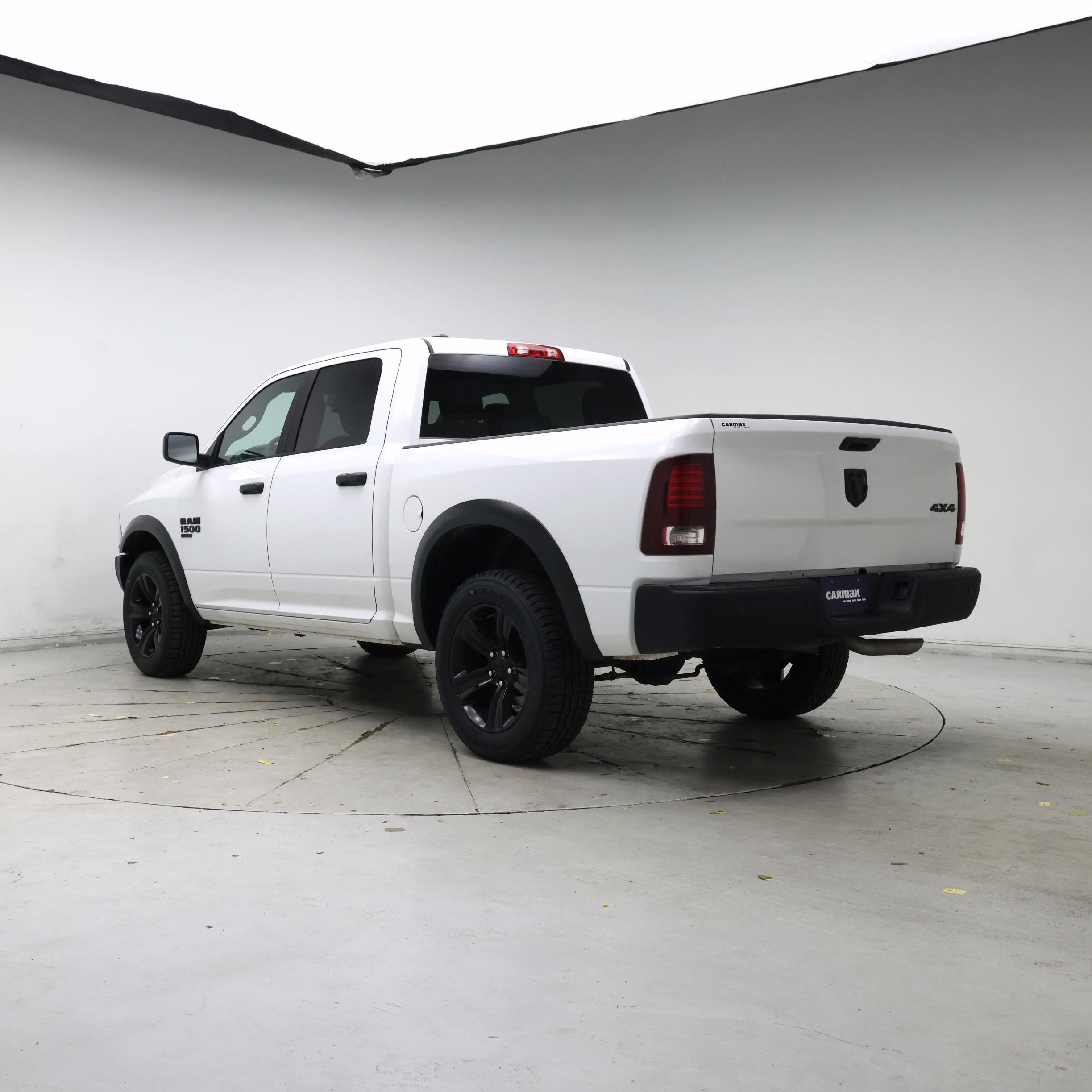 Thumbnail: 2024 RAM 1500 Classic - 2