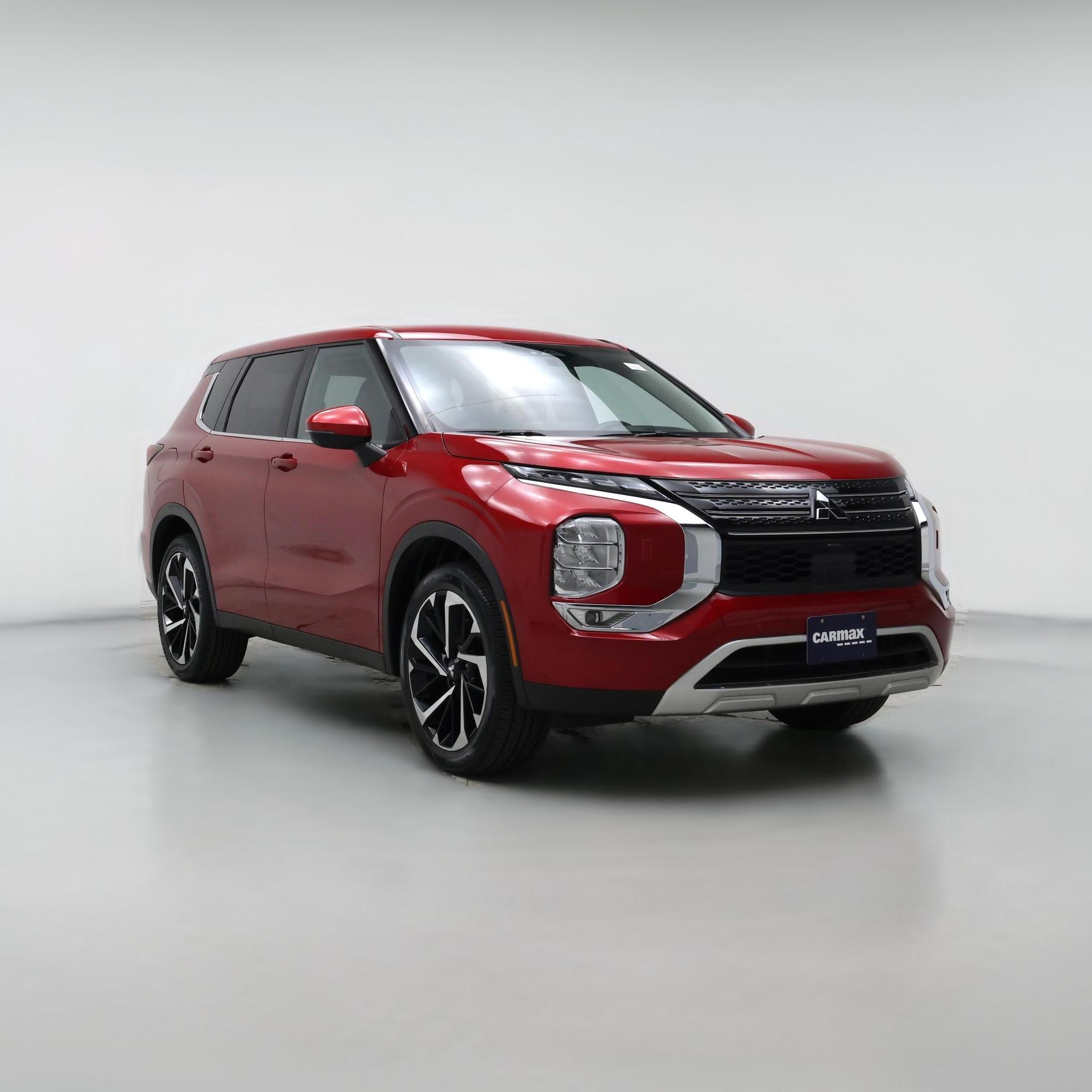 Thumbnail: 2024 Mitsubishi Outlander - 1