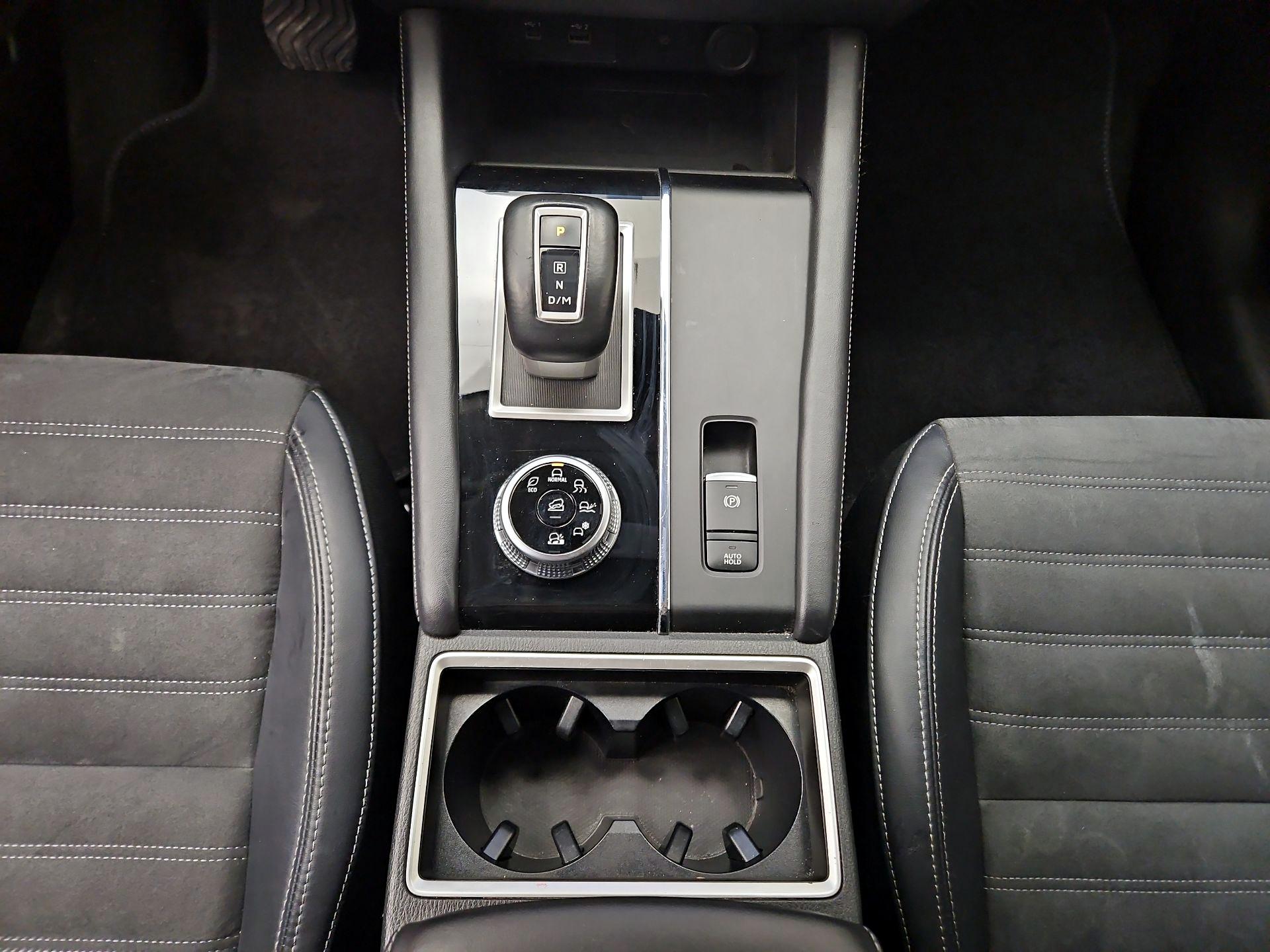 Thumbnail: 2024 Mitsubishi Outlander - 18