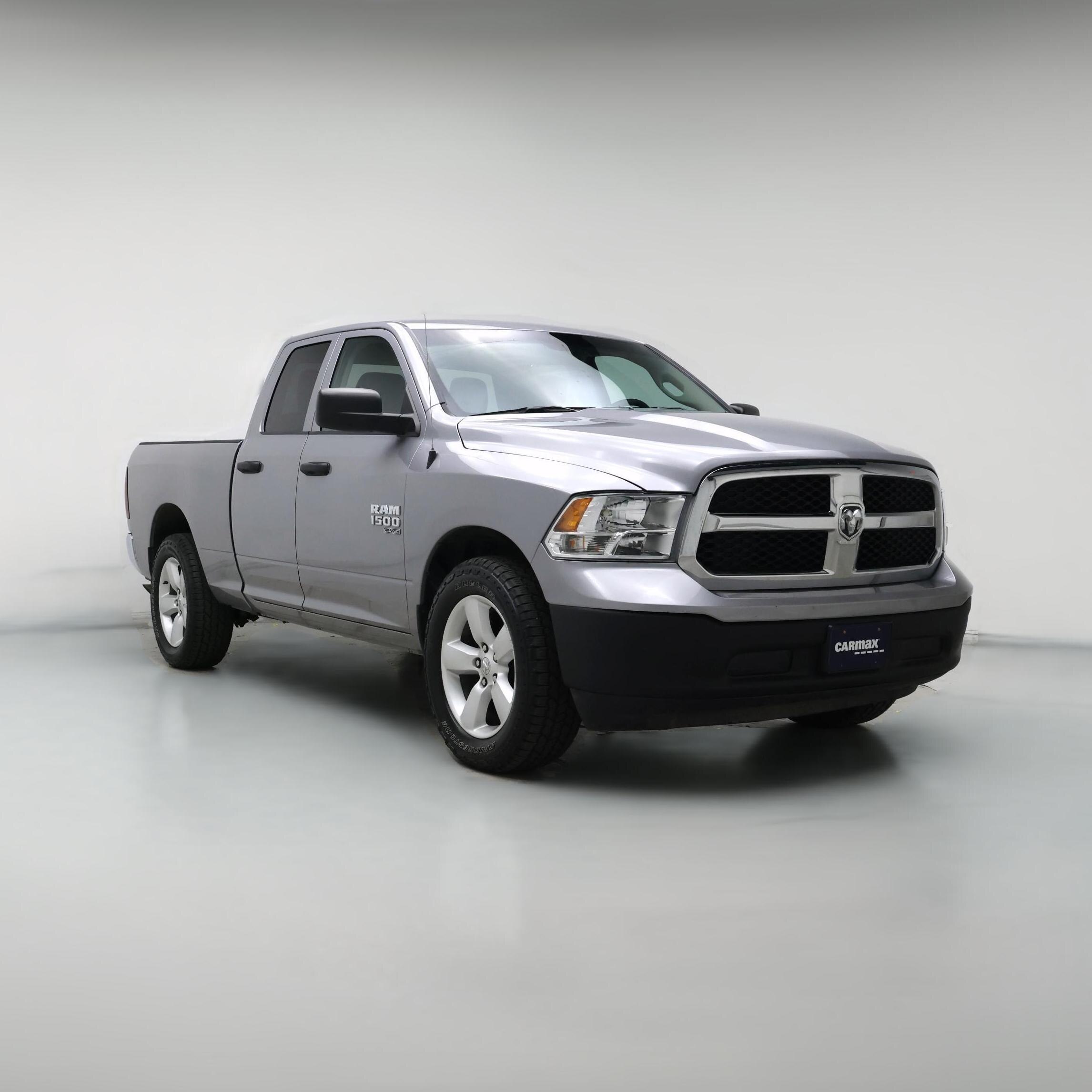 Thumbnail: 2024 RAM 1500 Classic - 1