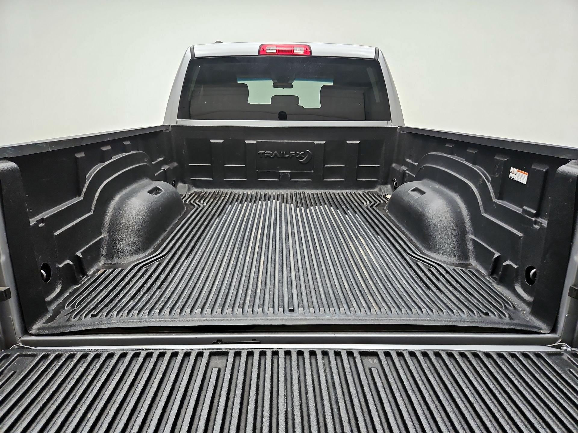 Thumbnail: 2024 RAM 1500 Classic - 20