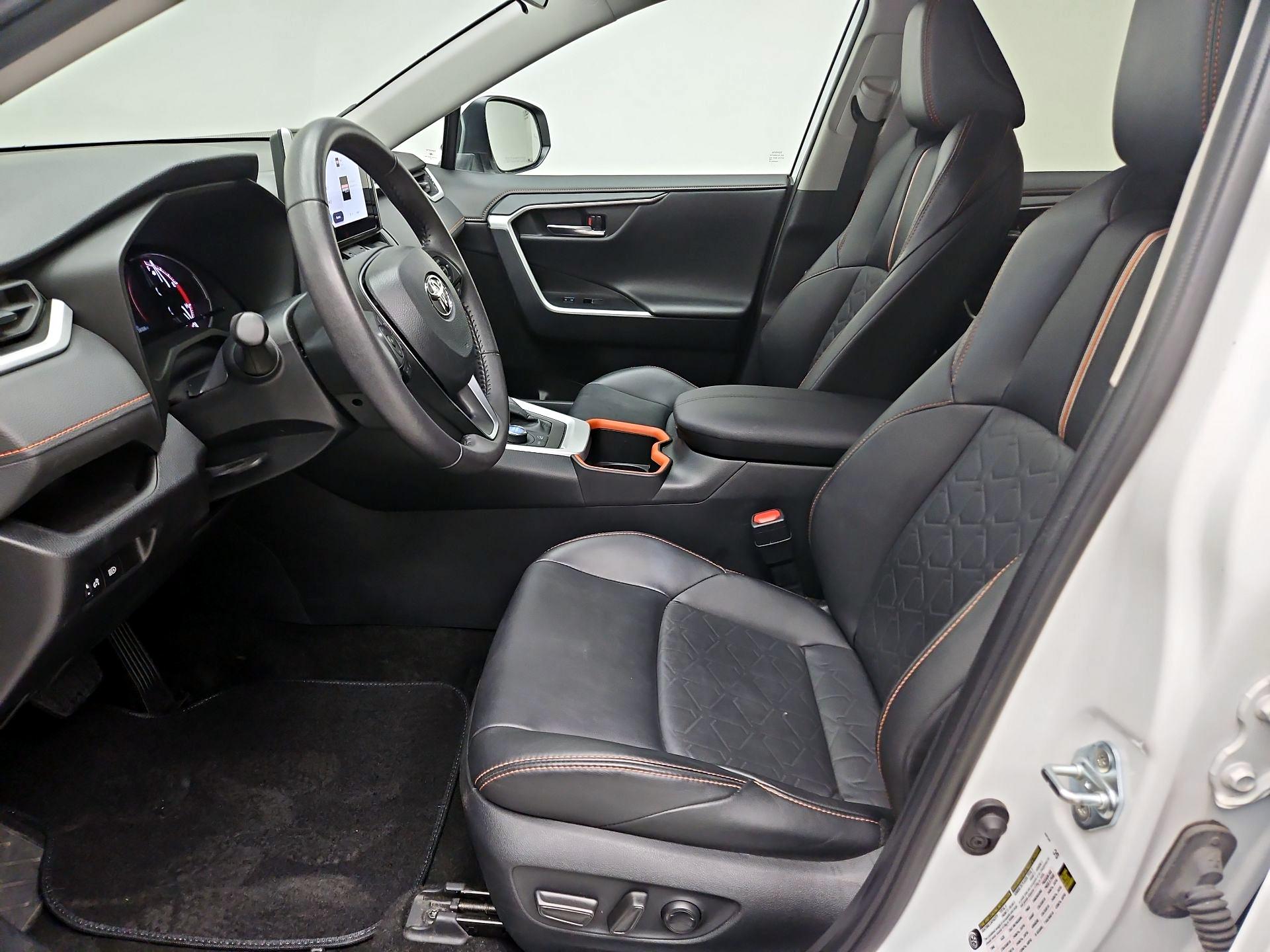 Thumbnail: 2024 Toyota RAV4 - 11