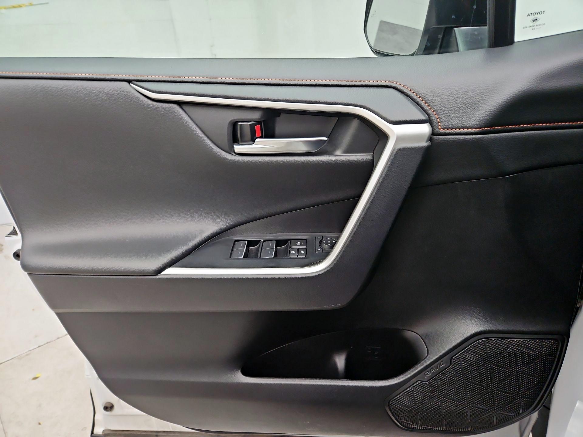 Thumbnail: 2024 Toyota RAV4 - 12