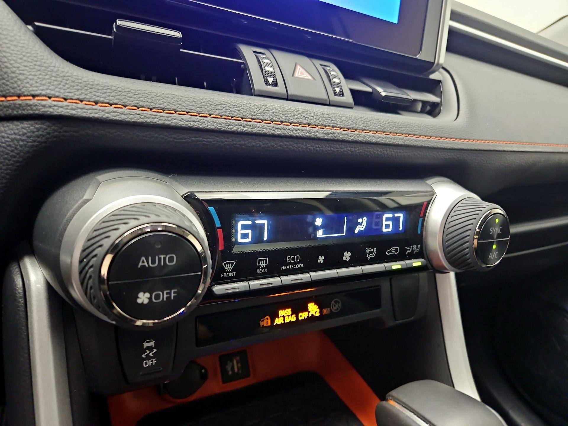 Thumbnail: 2024 Toyota RAV4 - 16