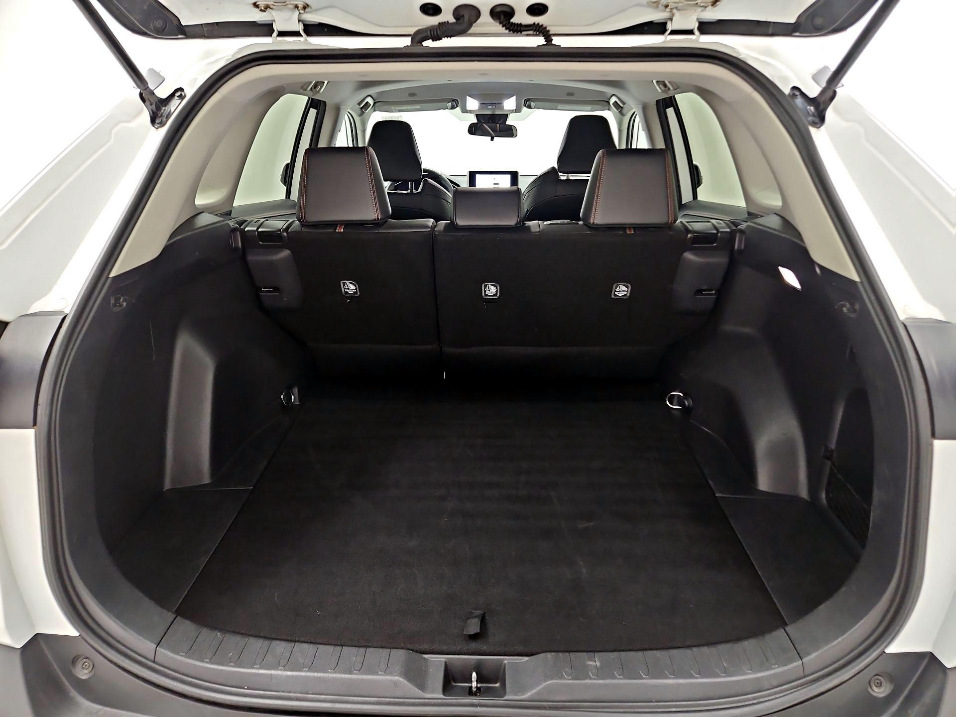 Thumbnail: 2024 Toyota RAV4 - 20