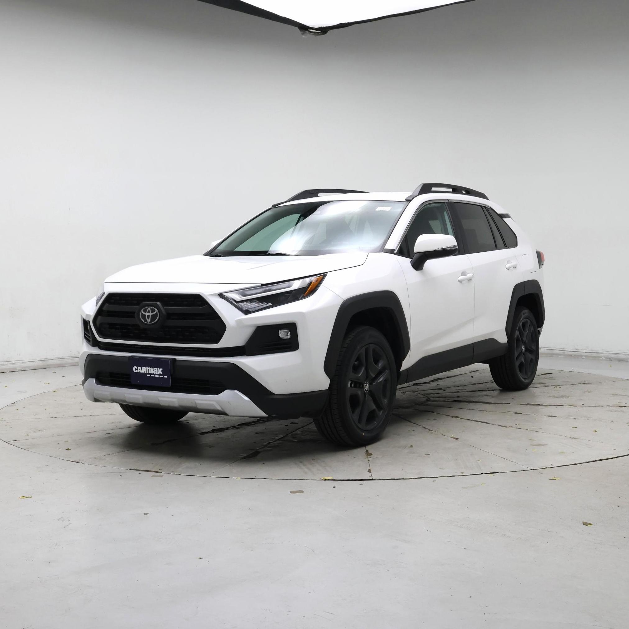 Thumbnail: 2024 Toyota RAV4 - 4