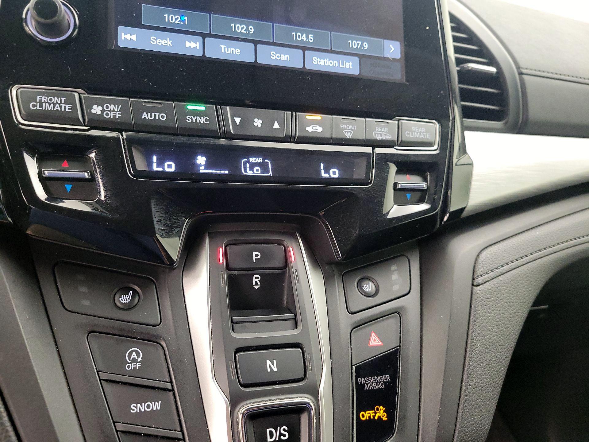 Thumbnail: 2023 Honda Odyssey - 16