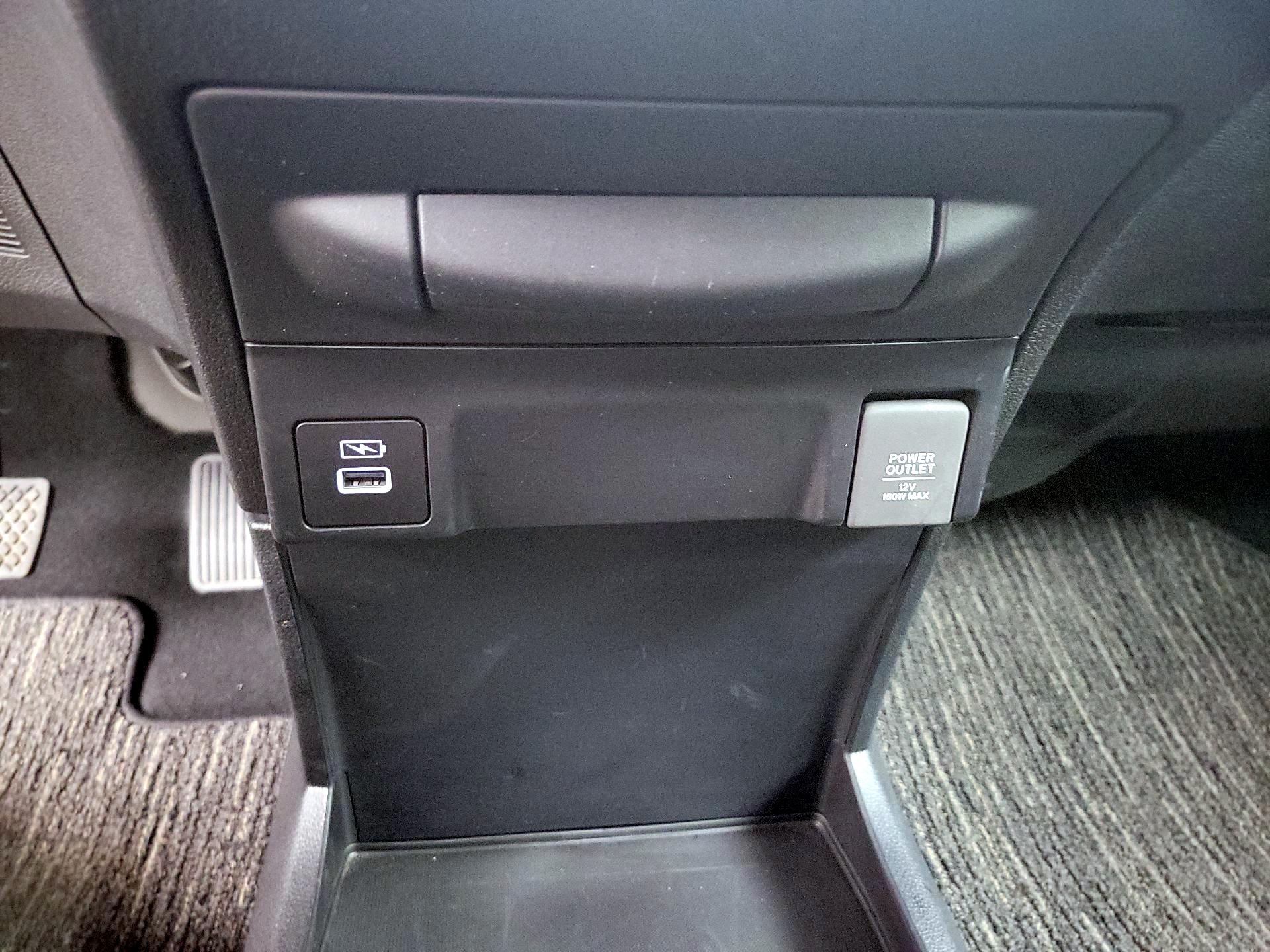 Thumbnail: 2023 Honda Odyssey - 18